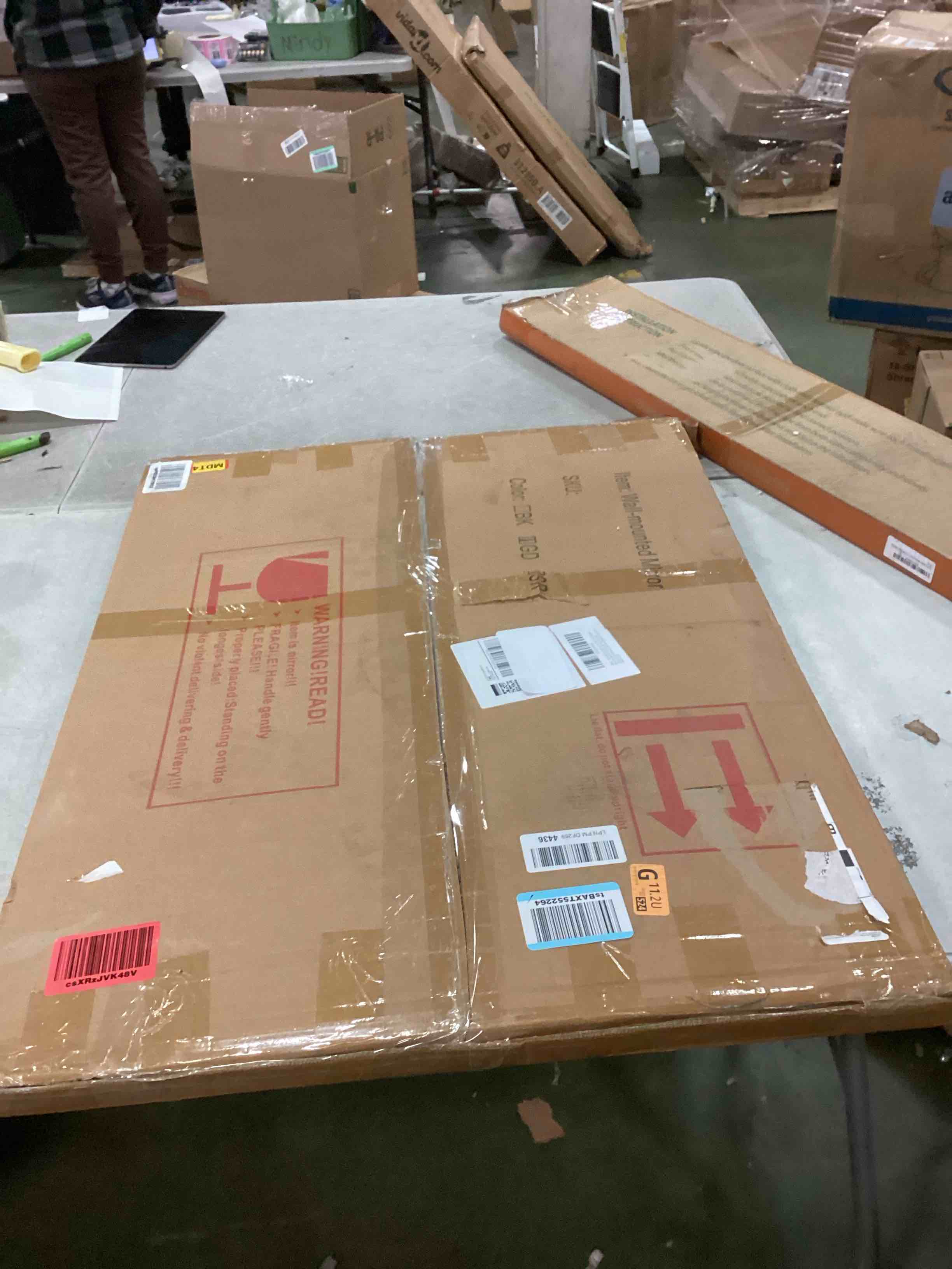 https://s3.amazonaws.com/lotting-images-prod/bidfta/csXRzJVK48V_1736888525337.jpeg