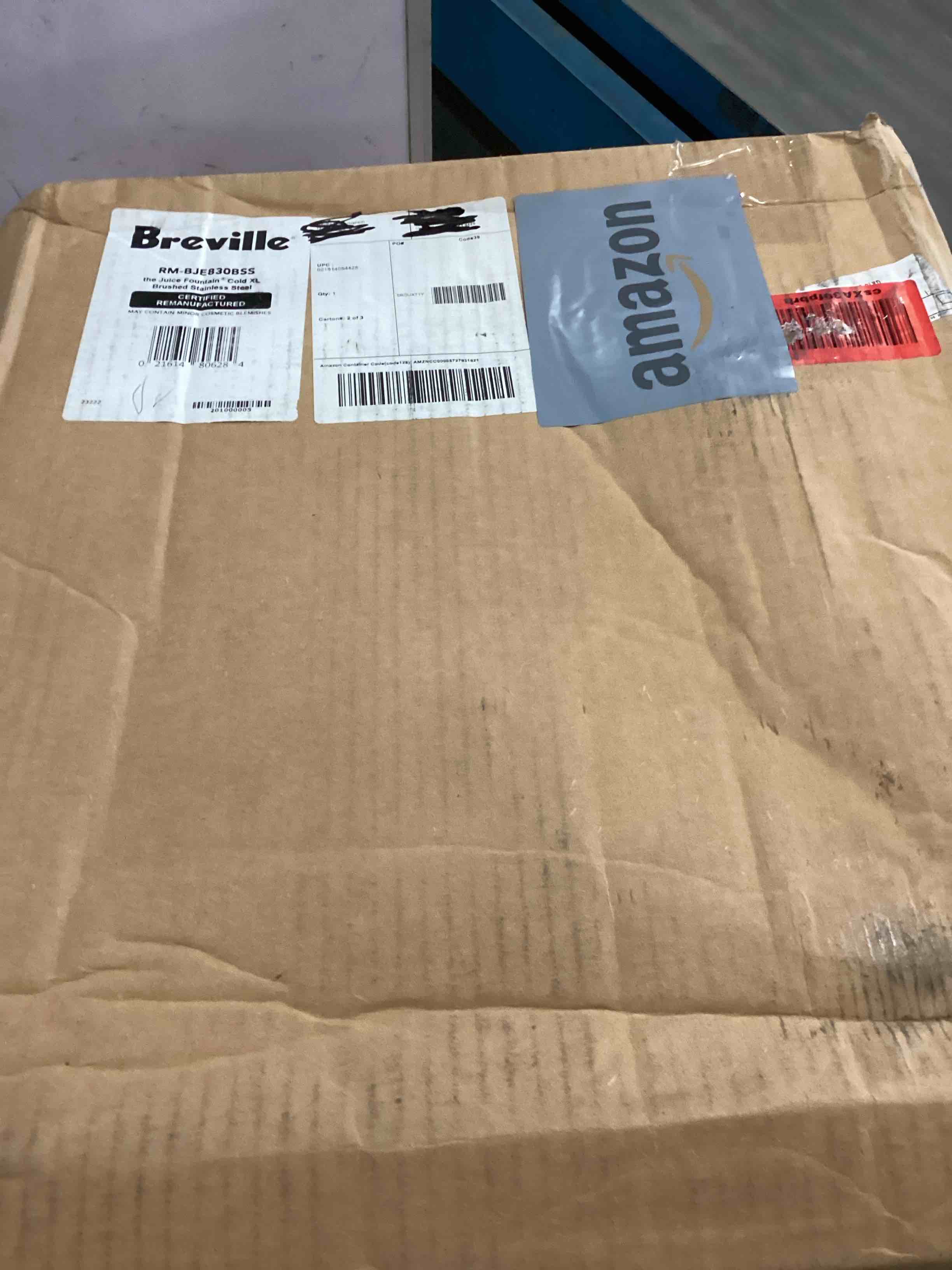 https://s3.amazonaws.com/lotting-images-prod/bidfta/spPBWW635YS_1720539414169.jpeg