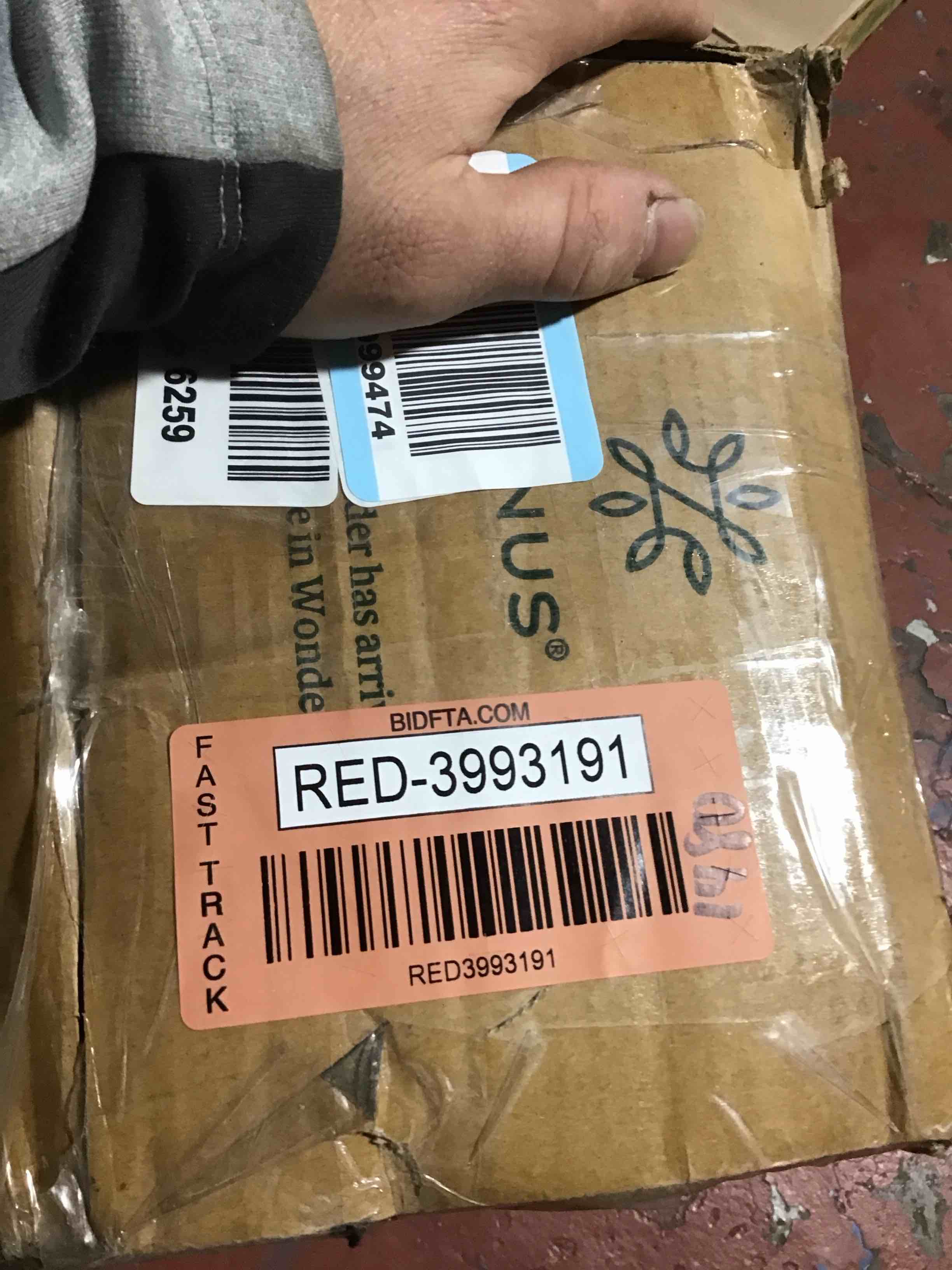 https://s3.amazonaws.com/lotting-images-prod/bidfta/tsBAXT099474_1711471040253.jpeg
