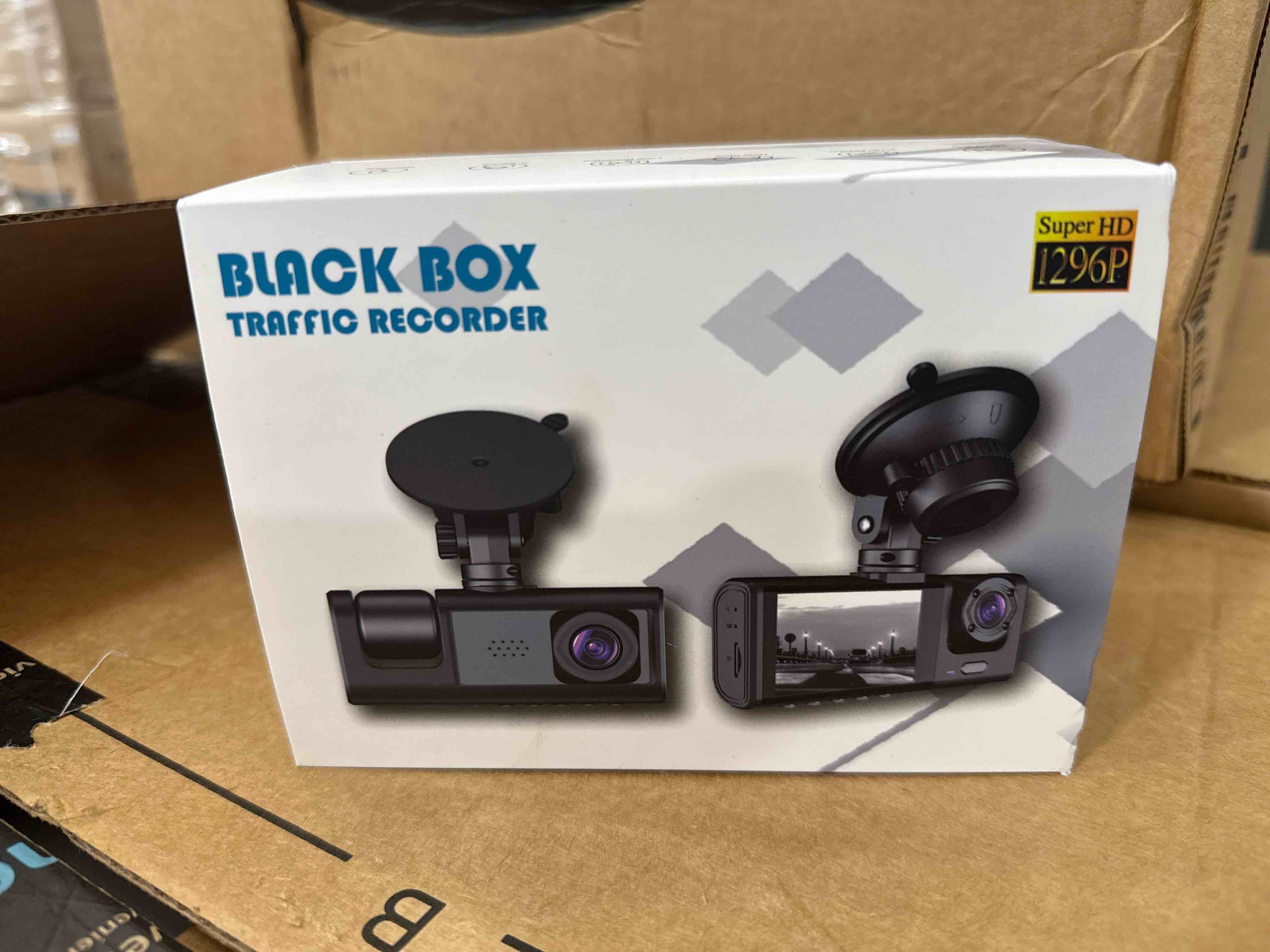 https://s3.amazonaws.com/lotting-images-prod/blackbox_1757011239906.jpeg