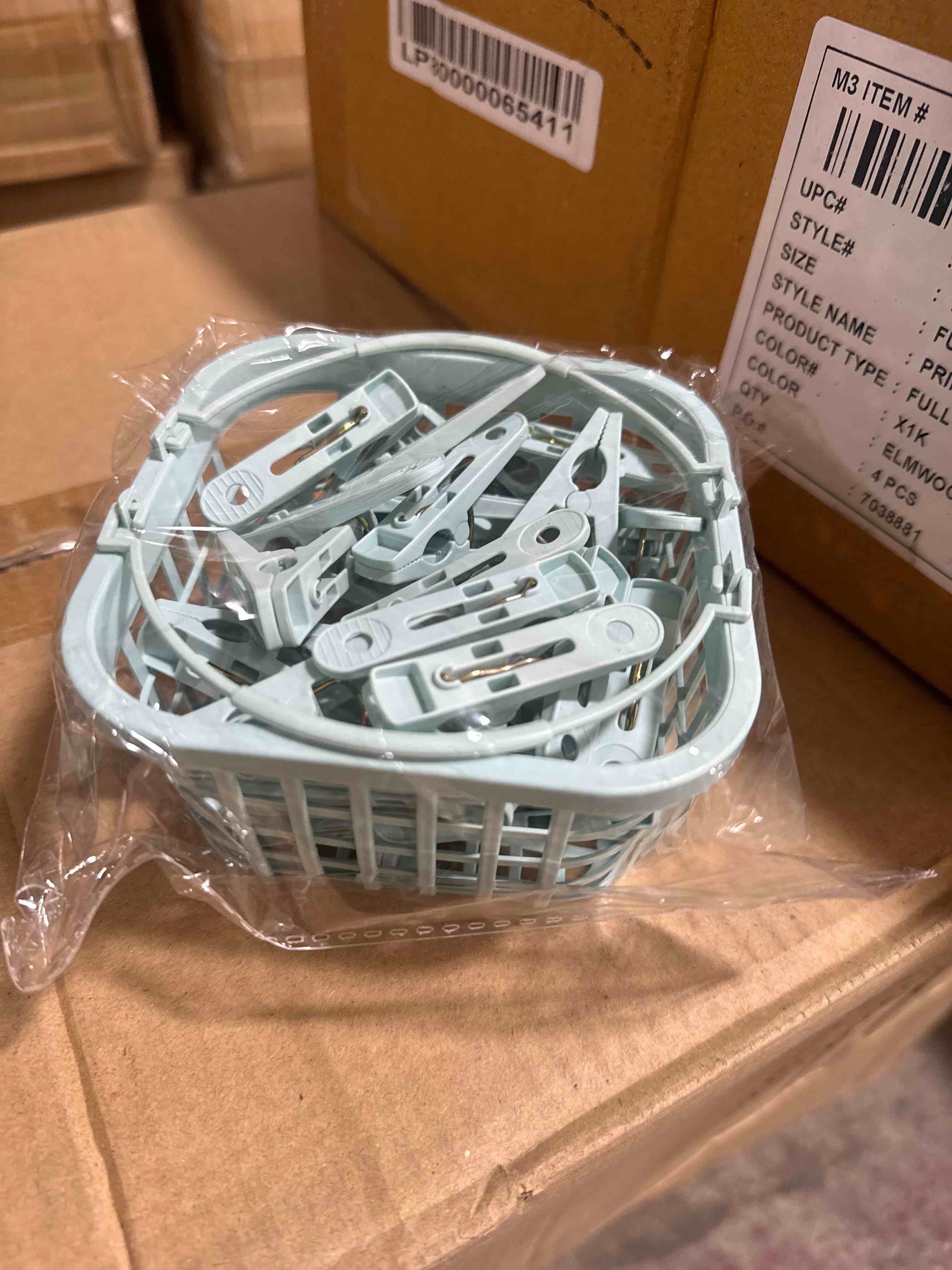 Condition photo showing Brand New for 30 pack blue clothes pins in basket 