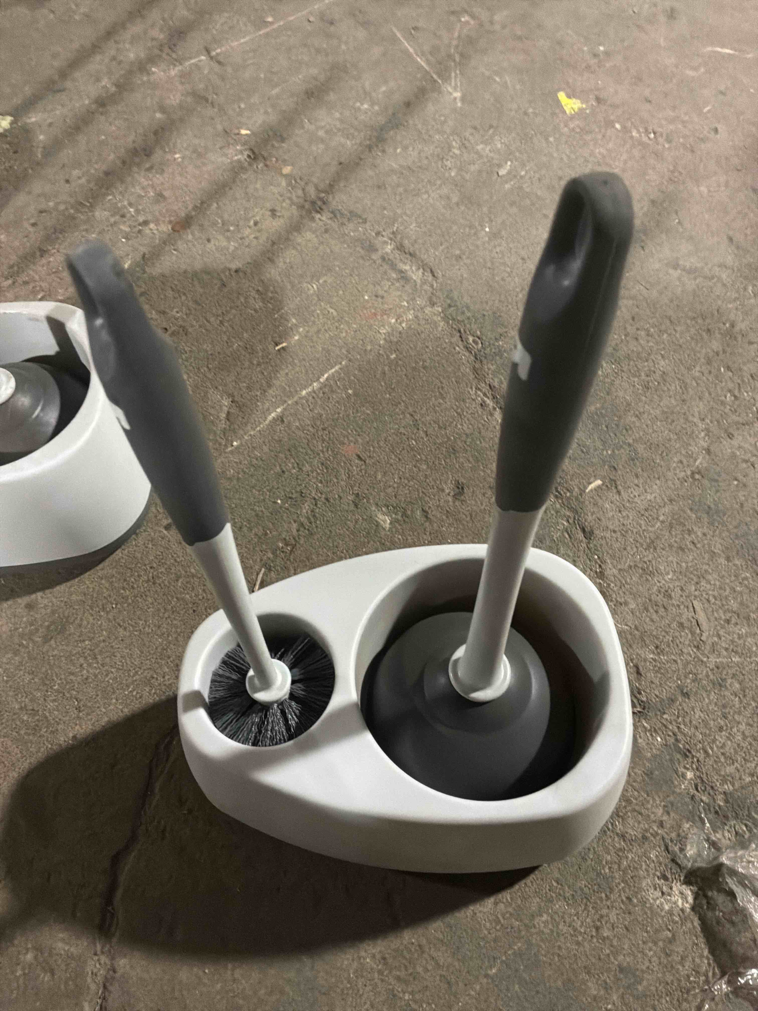 Condition photo showing Good Condition for Clorox Toilet Plunger and Bowl Brush Combo with Caddy, 6.75 x 7 x 19.5 in, White/Gray