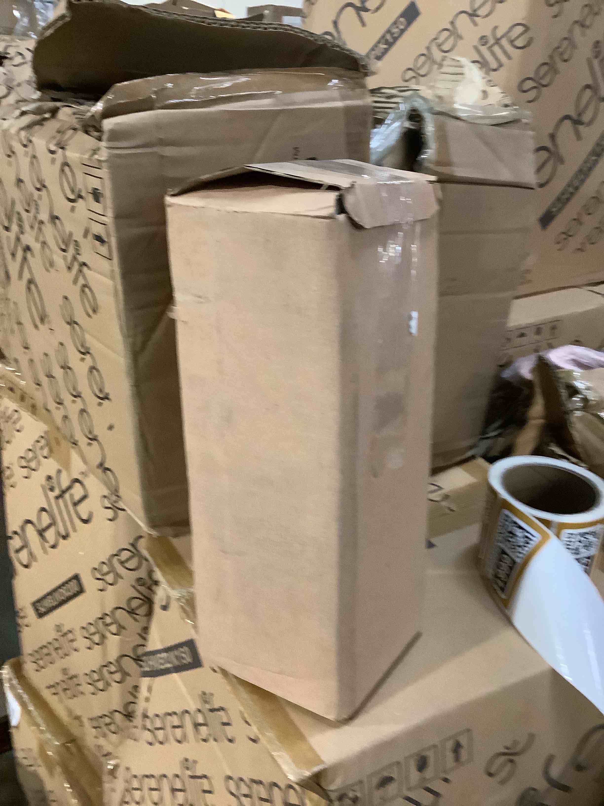 https://s3.amazonaws.com/lotting-images-prod/dolphincandleholder_1757696553084.jpeg