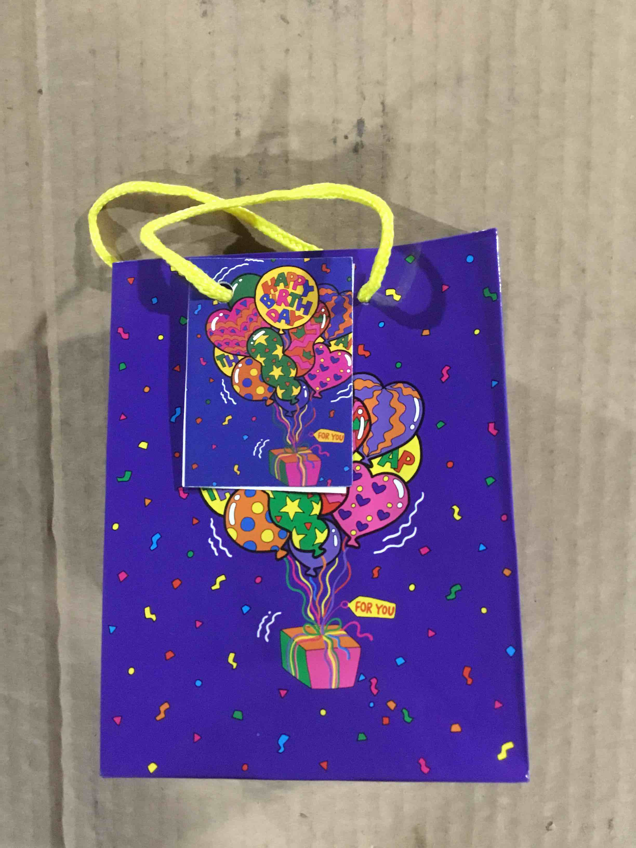 Box of 300 Small gift bags happy birthday 
