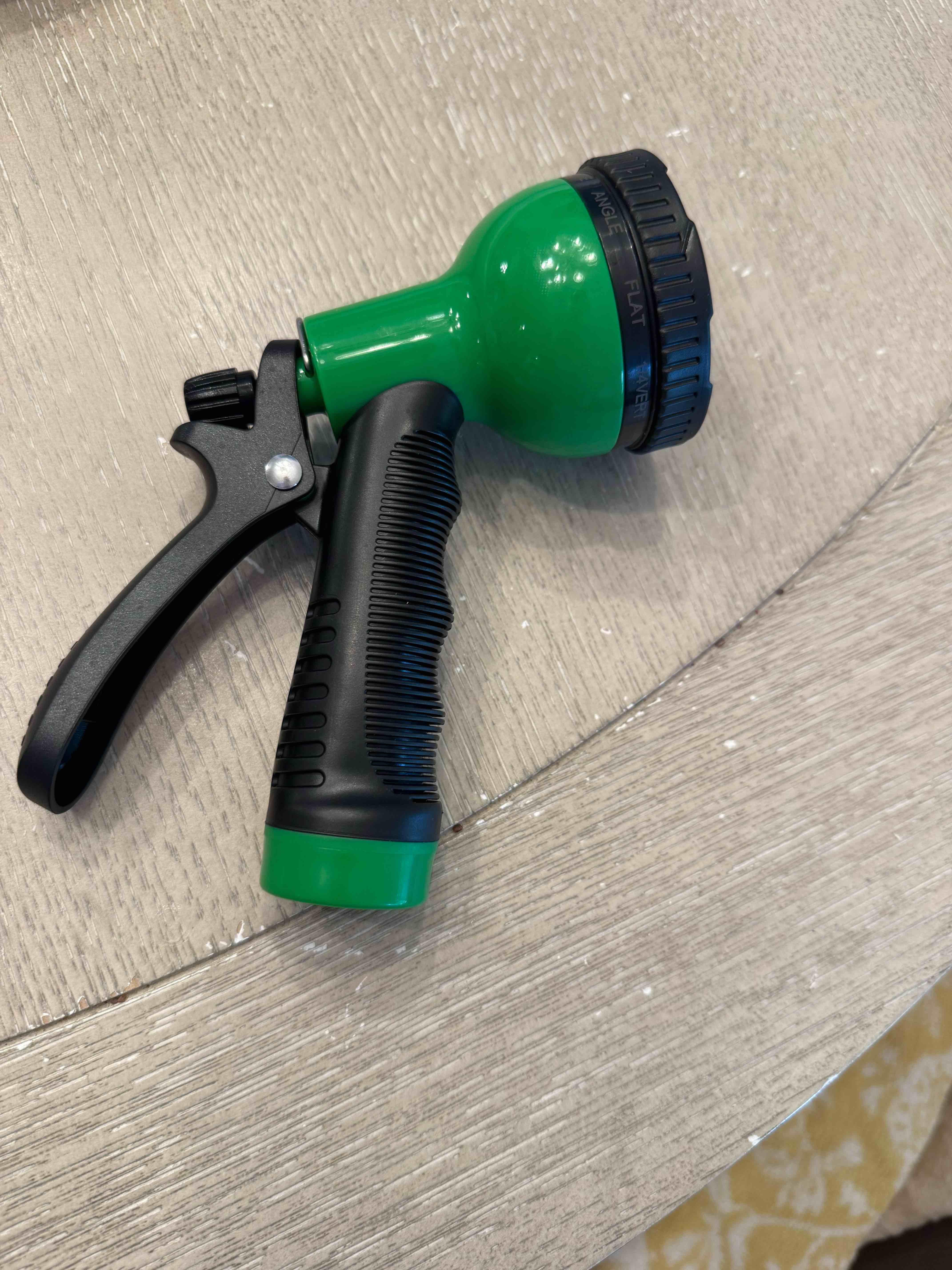 Joeys Garden Hose Green Nozzle 