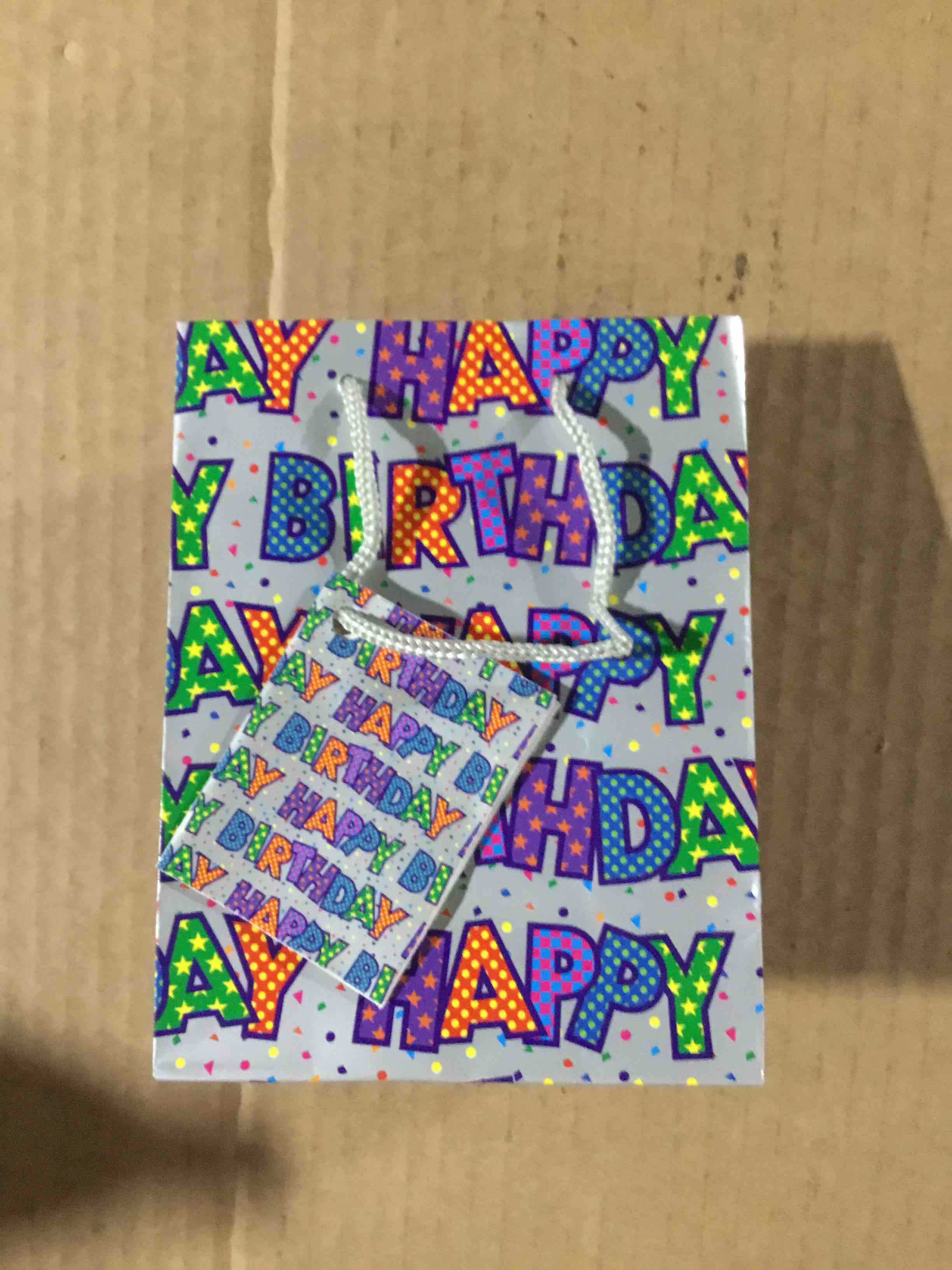 Box of 300 Small gift bags , Happy birthday 