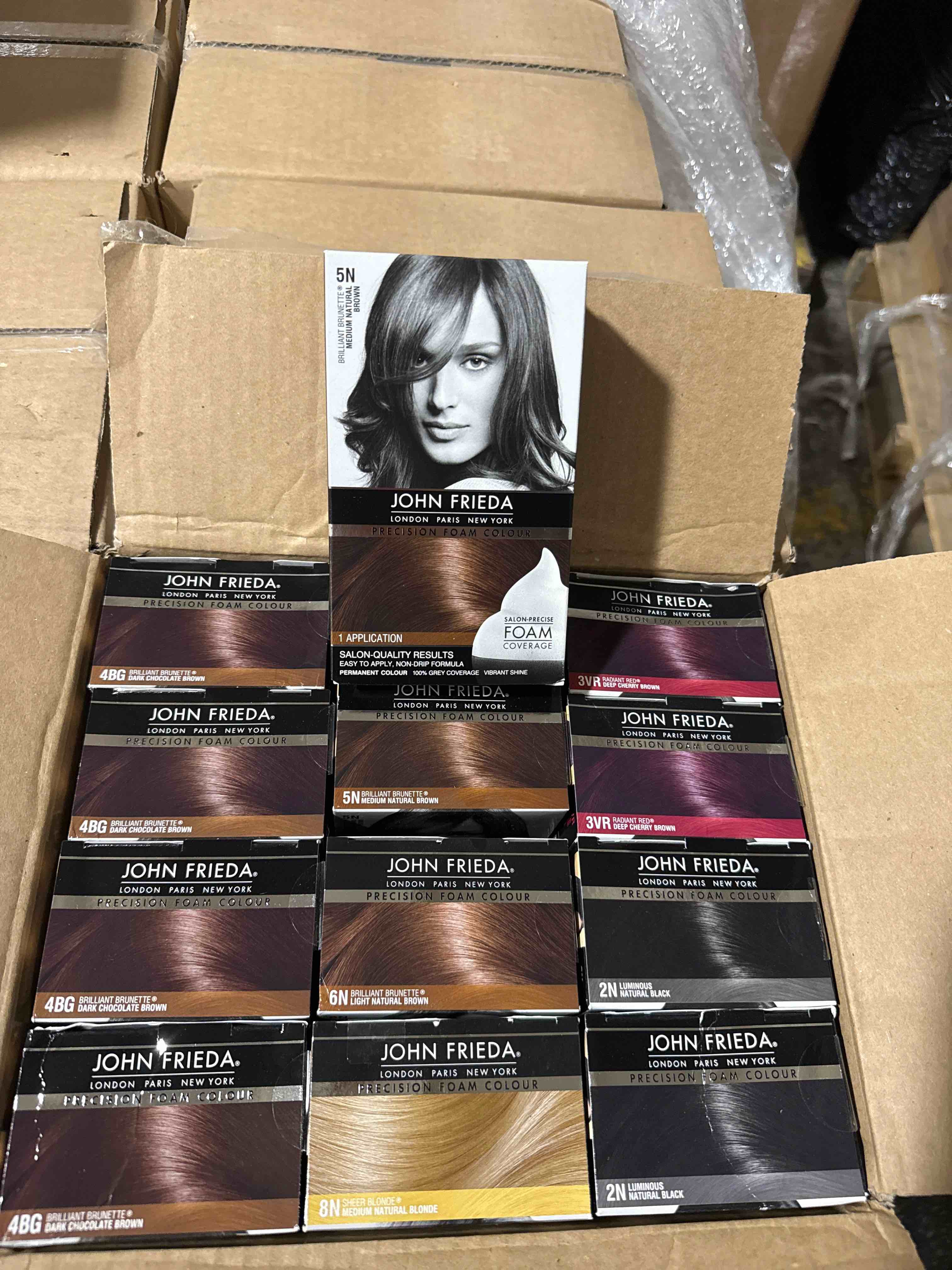 https://s3.amazonaws.com/lotting-images-prod/hairdye_1783098653924.jpeg