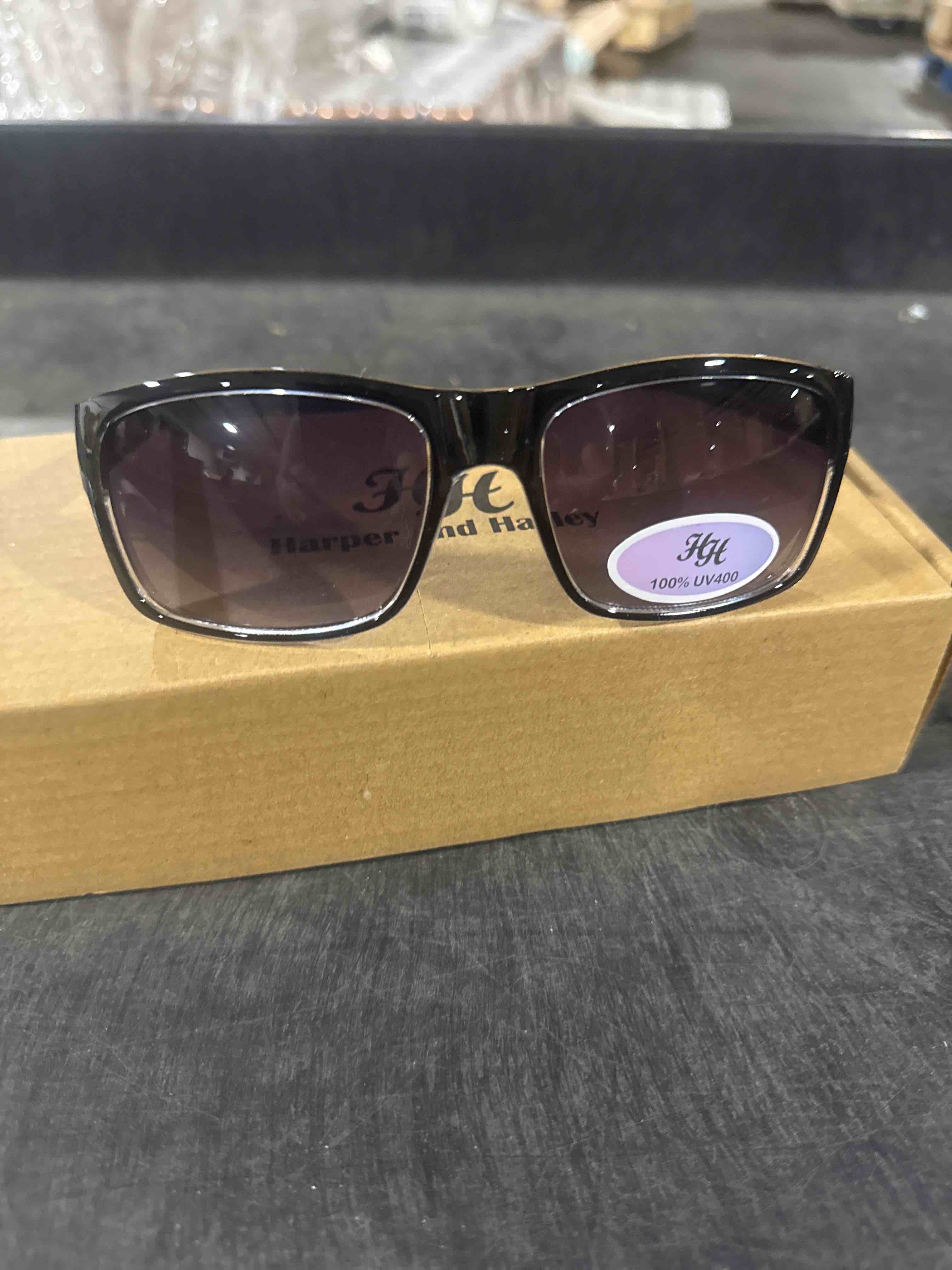 Condition photo showing New/Like New for harper and harley uv400 sunglasses smoke 