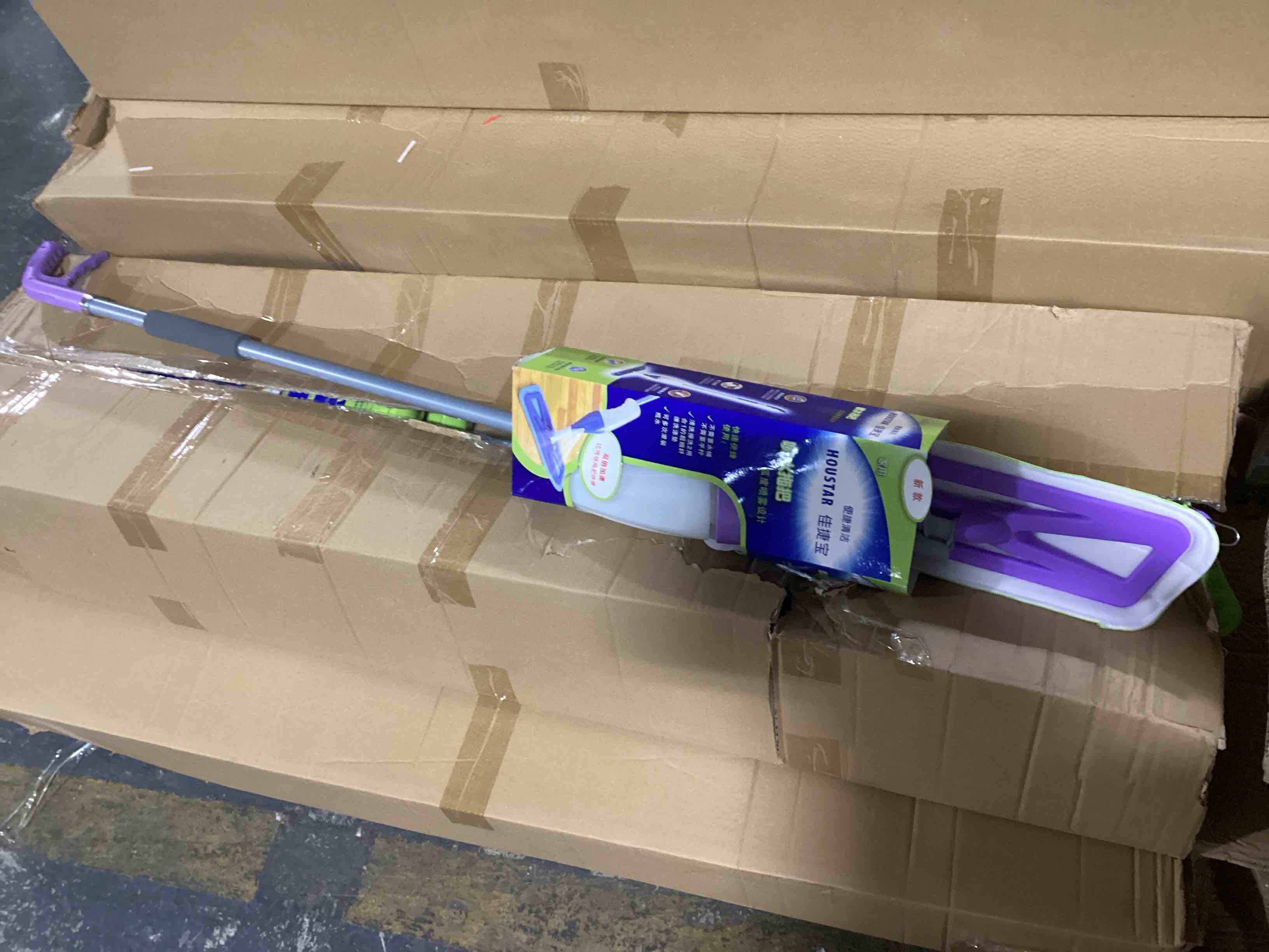 Condition photo showing New/Like New for houstar spray mop