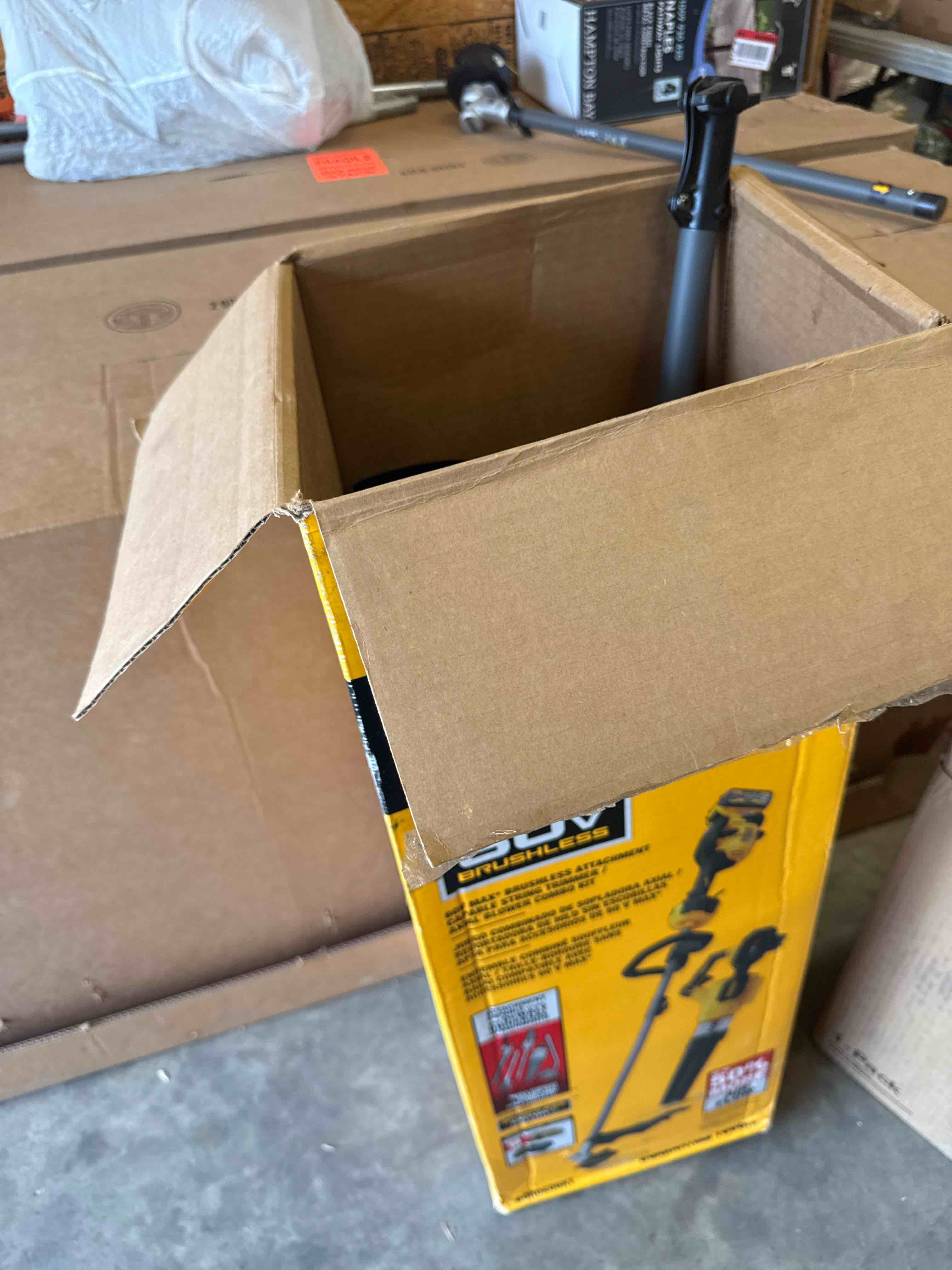 https://s3.amazonaws.com/lotting-images-prod/johnsoncity/GRA3451208_1752779557045.jpeg