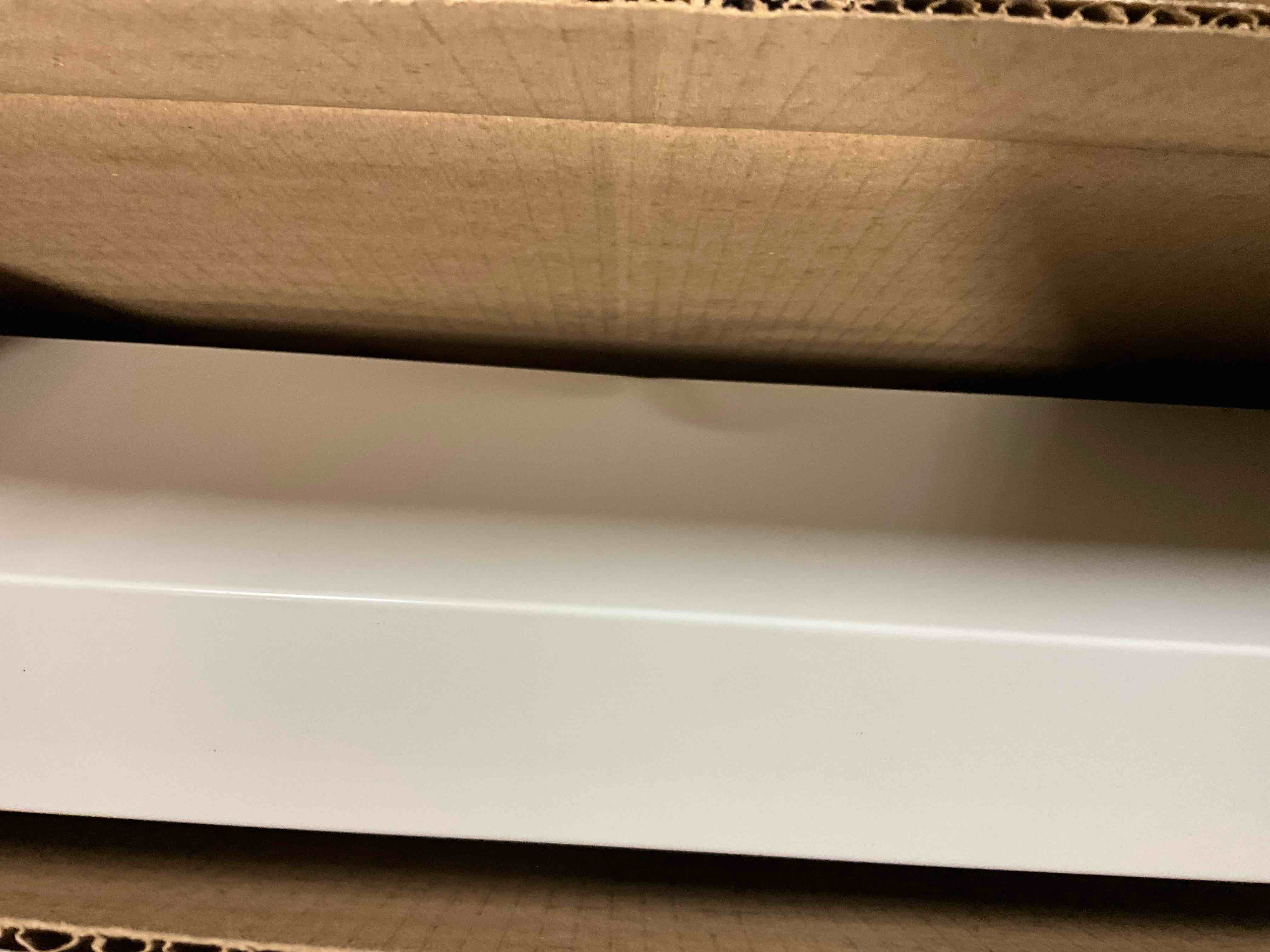 Condition photo showing Good Condition for Dent on top. Vissani Arno 30 in. 240 CFM Convertible Under Cabinet Range Hood in White with Lighting and Charcoal Filter, White painted