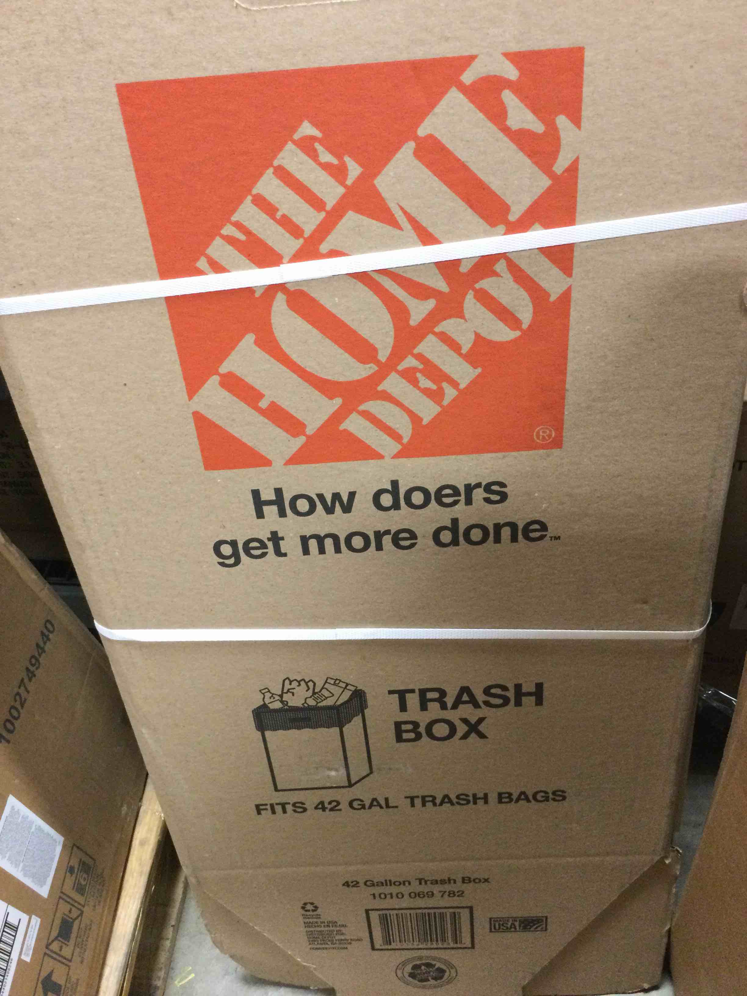 Condition photo showing New/Like New for 42 gal. disposable trash can 4 pack 