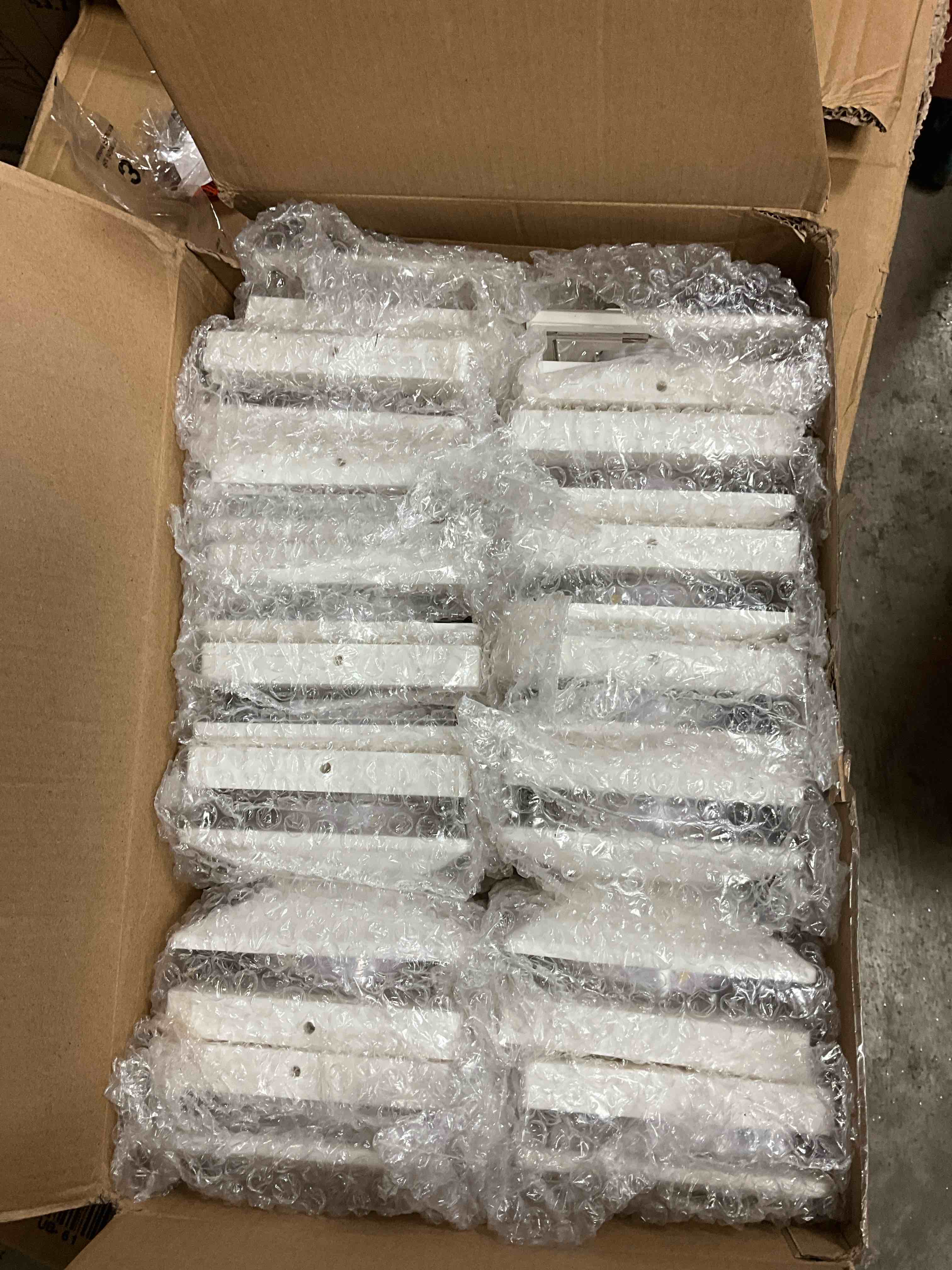 Condition photo showing Good Condition for 15 solar post cap lights outdoor 16pack, white waterproof solar powered deck fence post lights fit 4x4 wood/vinyl posts, bright warm white solar cap light decorate deck, patio, porch, fence white 16pack