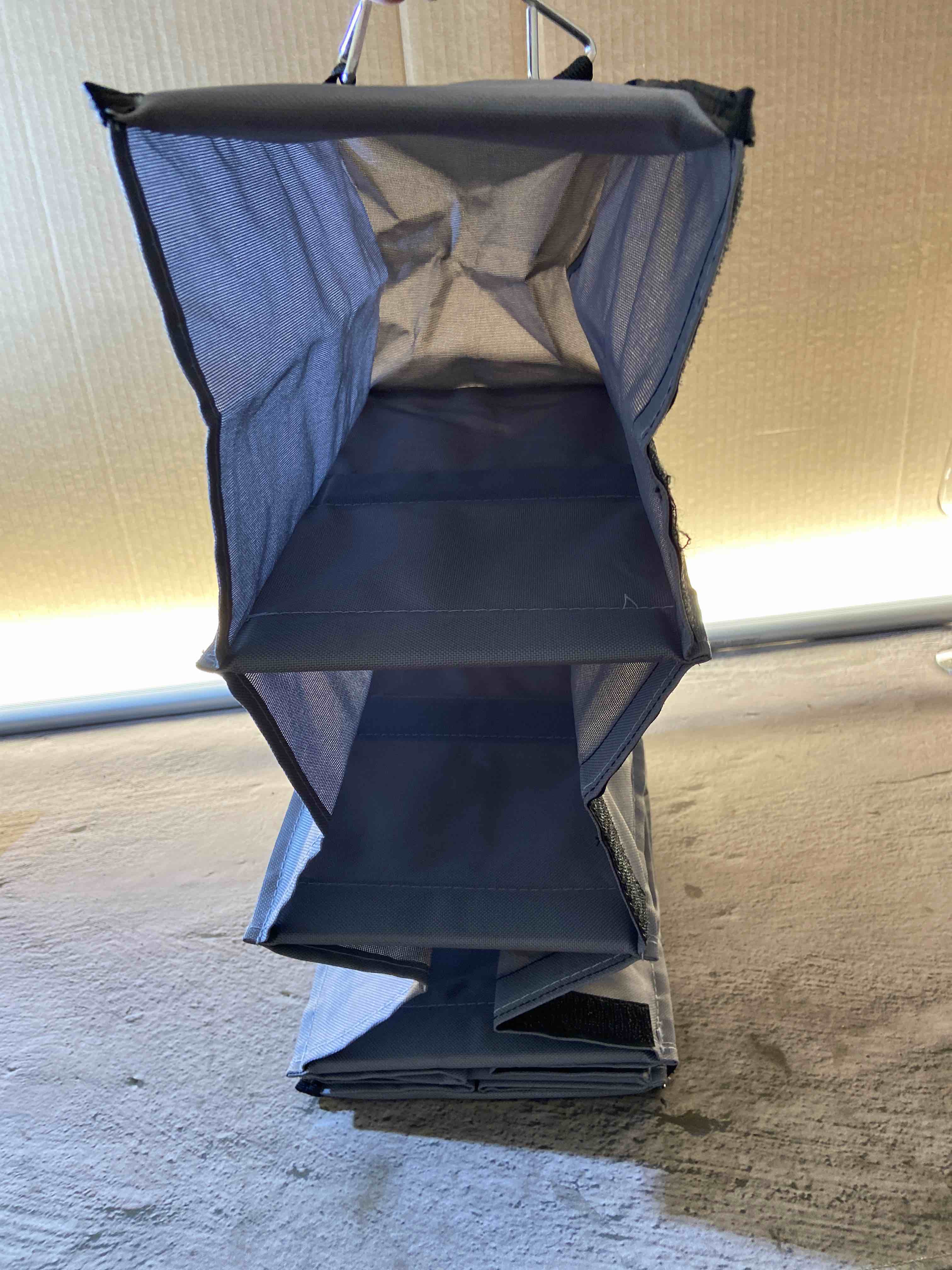  5 pocket shoe hanger gray 