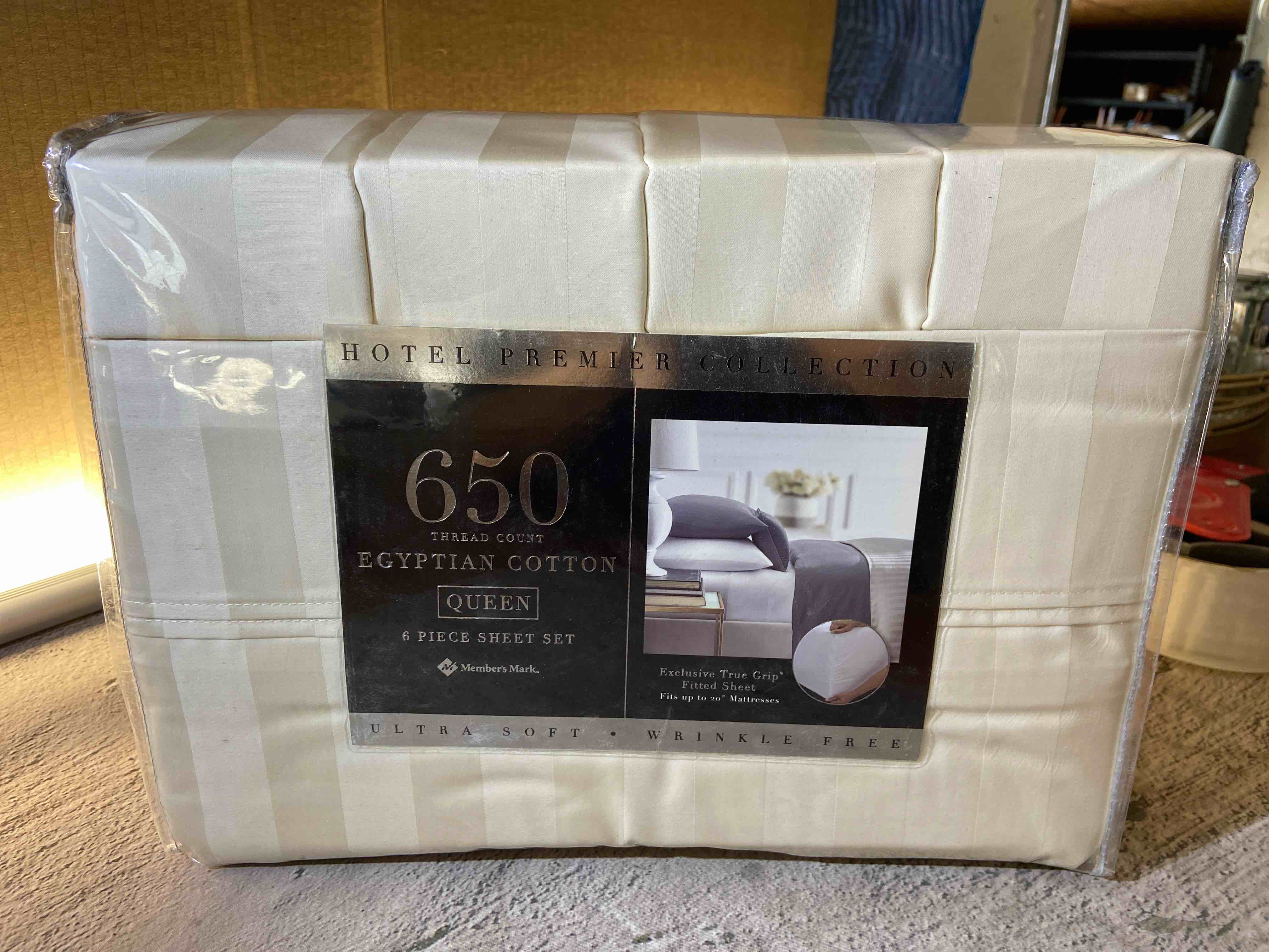 650Tc Queen Sheet Ivory - Stripe