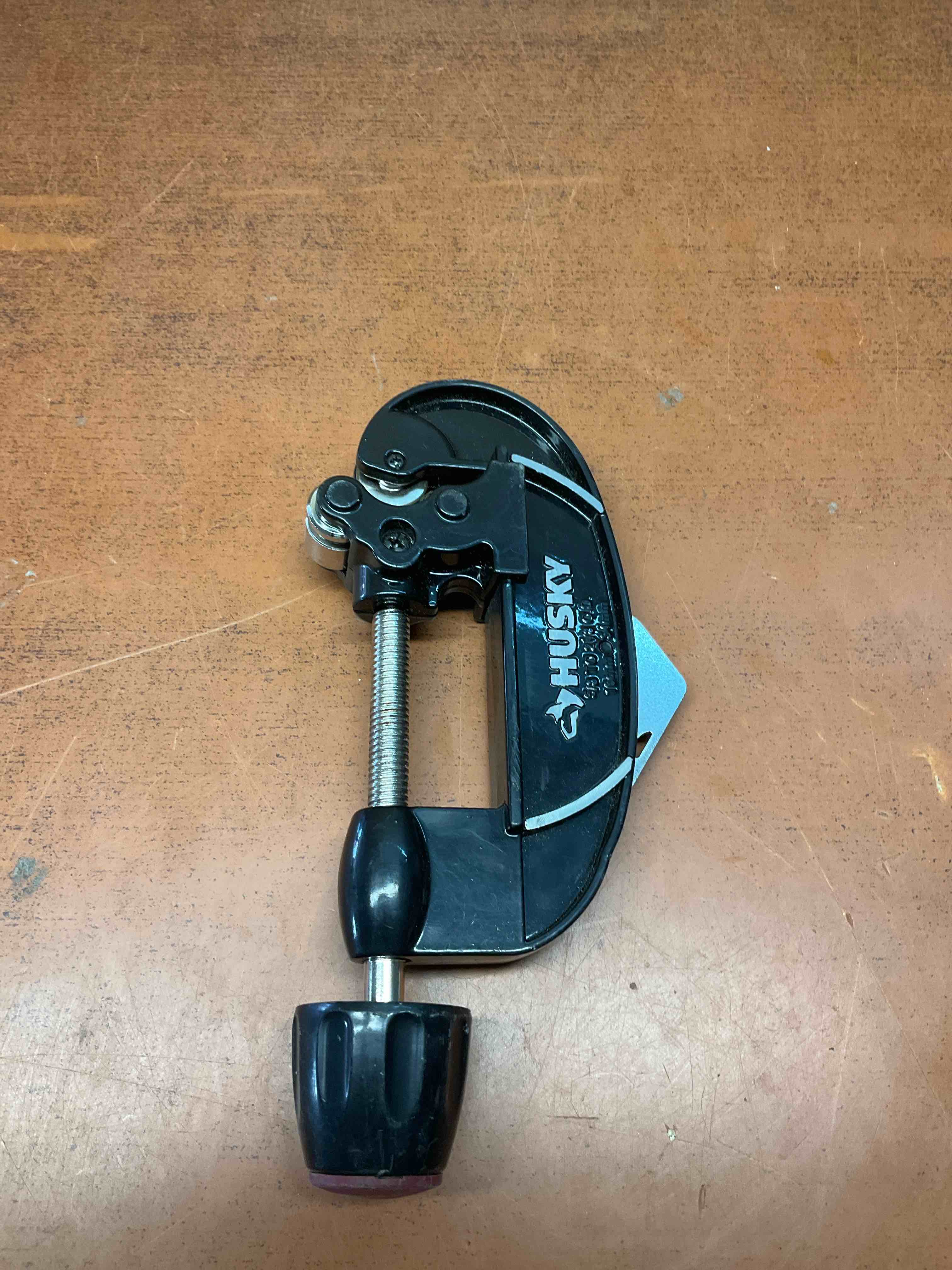 Husky 80-773-111 2.125 in. Quick-Release Tube Cutter