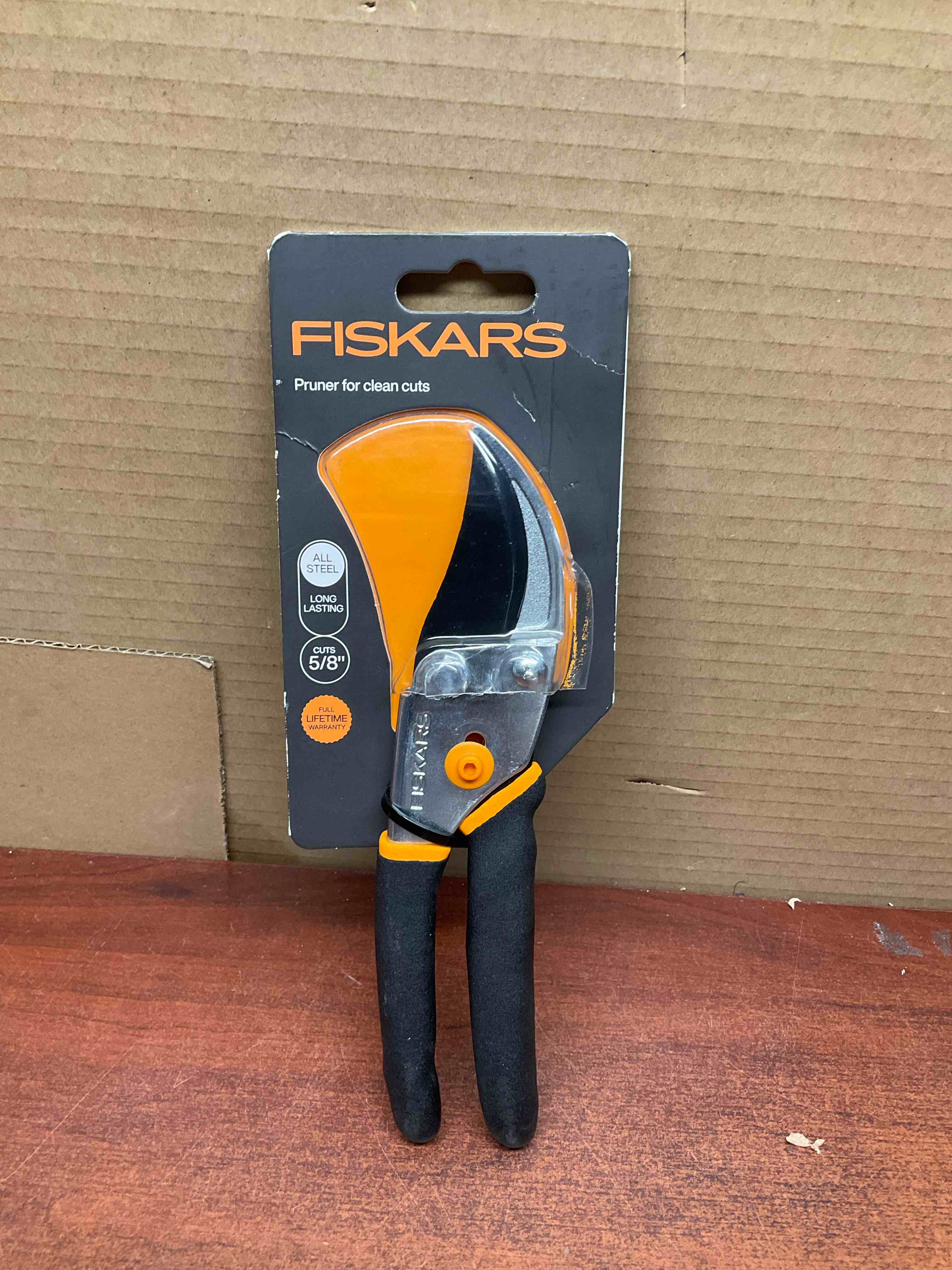 5/8 in. Cut Capacity 9 in. Classic Bypass Pruning Shears