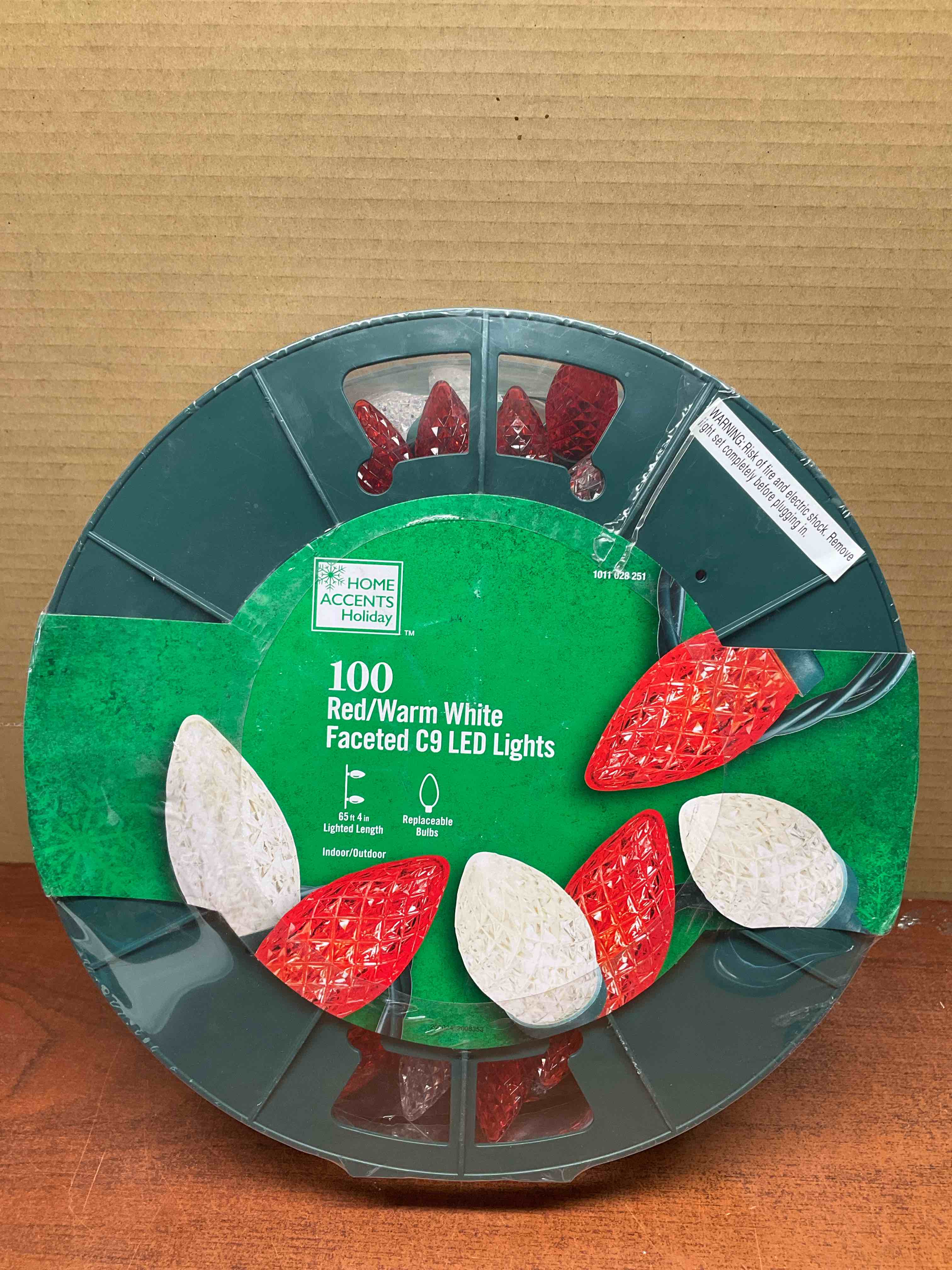 100 Count Red/Warm White Faceted C9 LED Lights