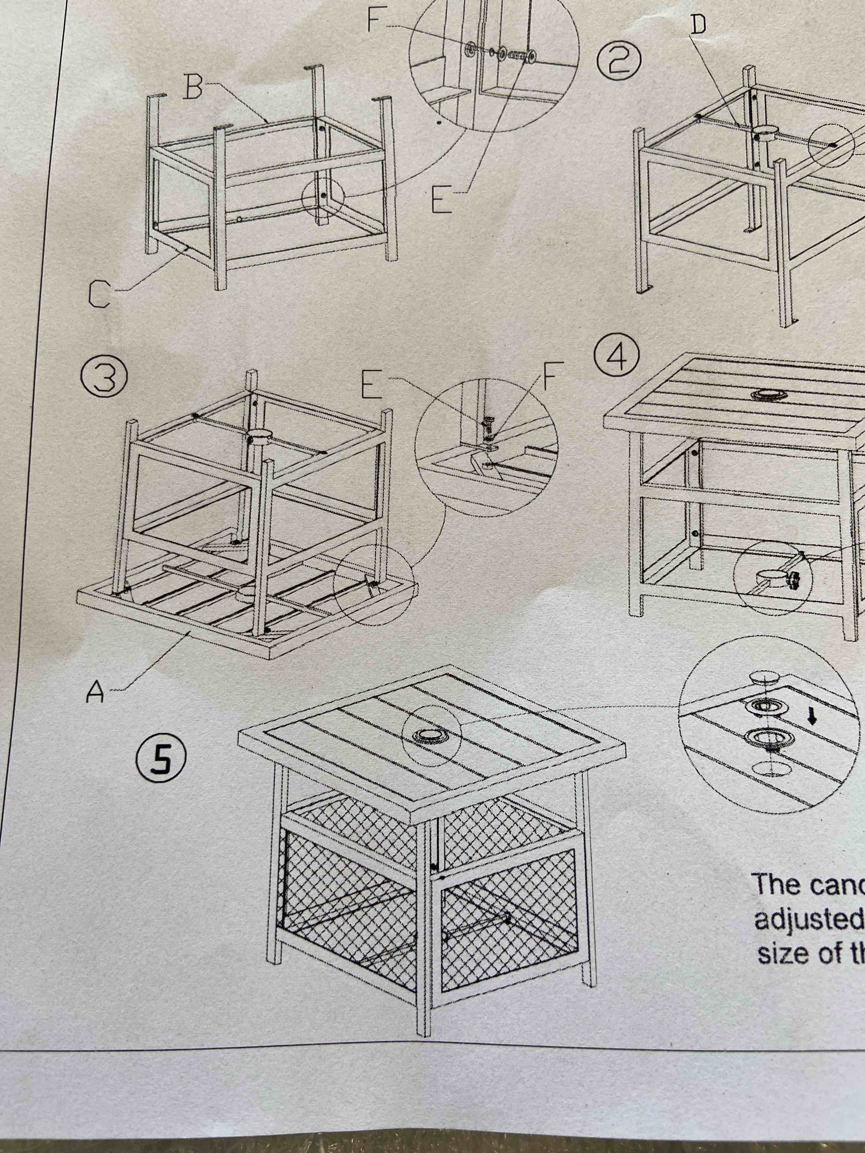 Metal side table with 2 mesh shelves
