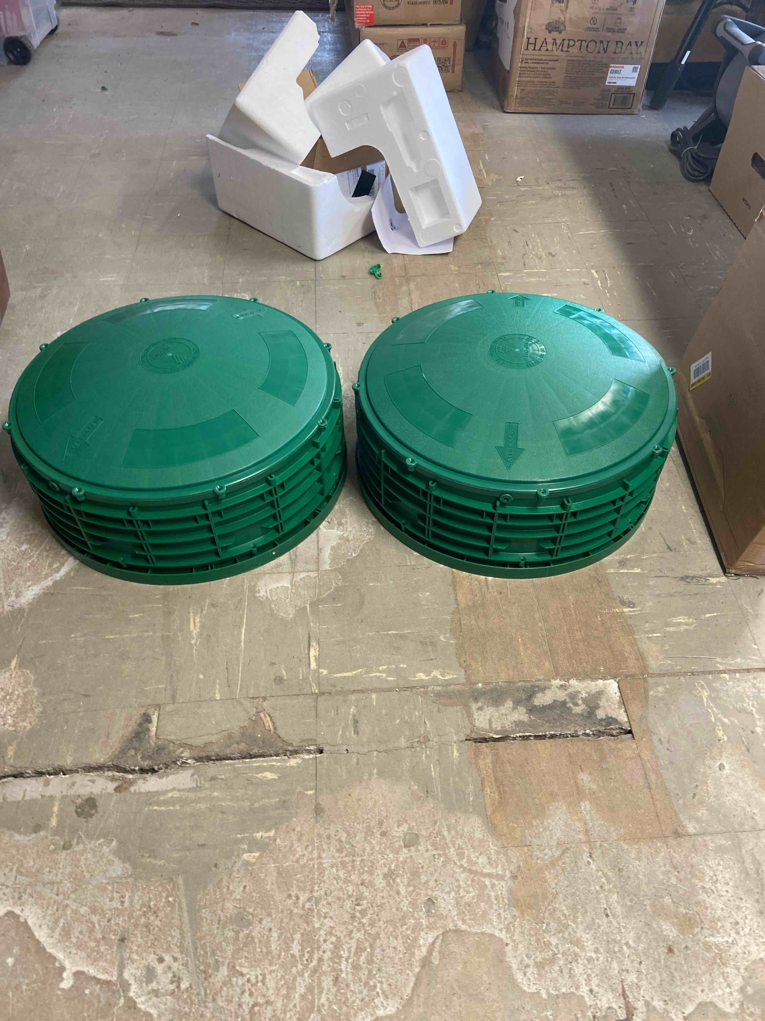Condition photo showing New/Like New for tufftite single risser with lid 20 in. x 6 in. tall septic tank riser combo