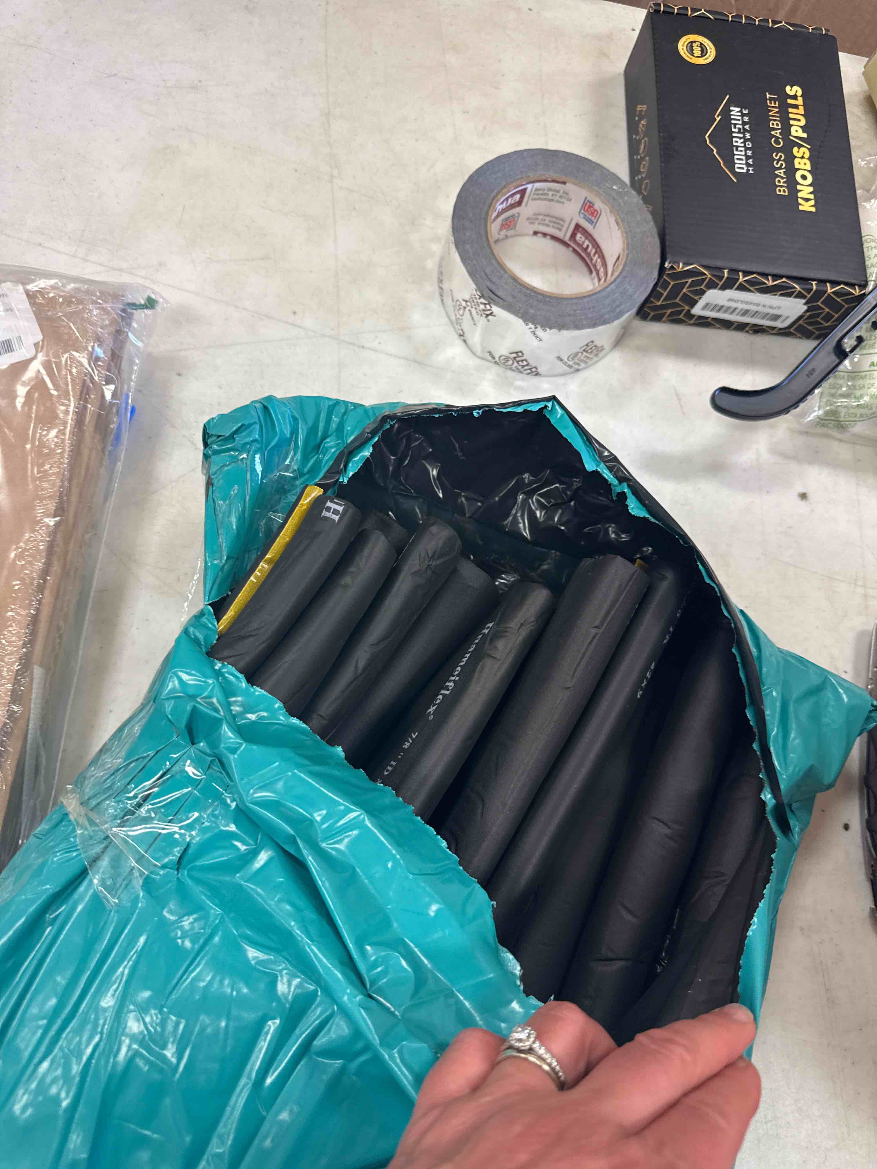 https://s3.amazonaws.com/lotting-images-prod/johnsoncity/IN541902_1752870255559.jpeg