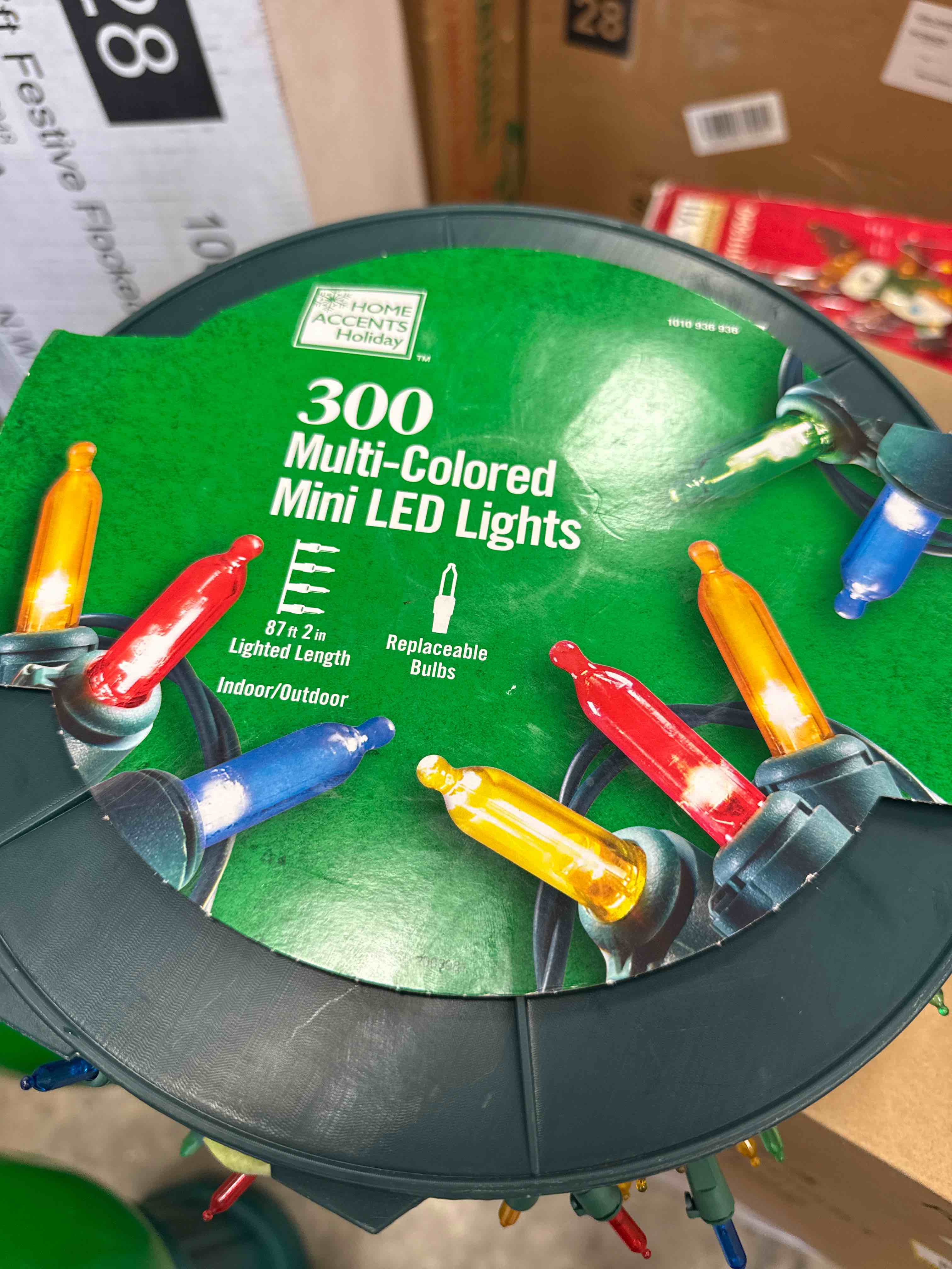 87 ft 2inch 300 Multi colored Mini LED Lights
