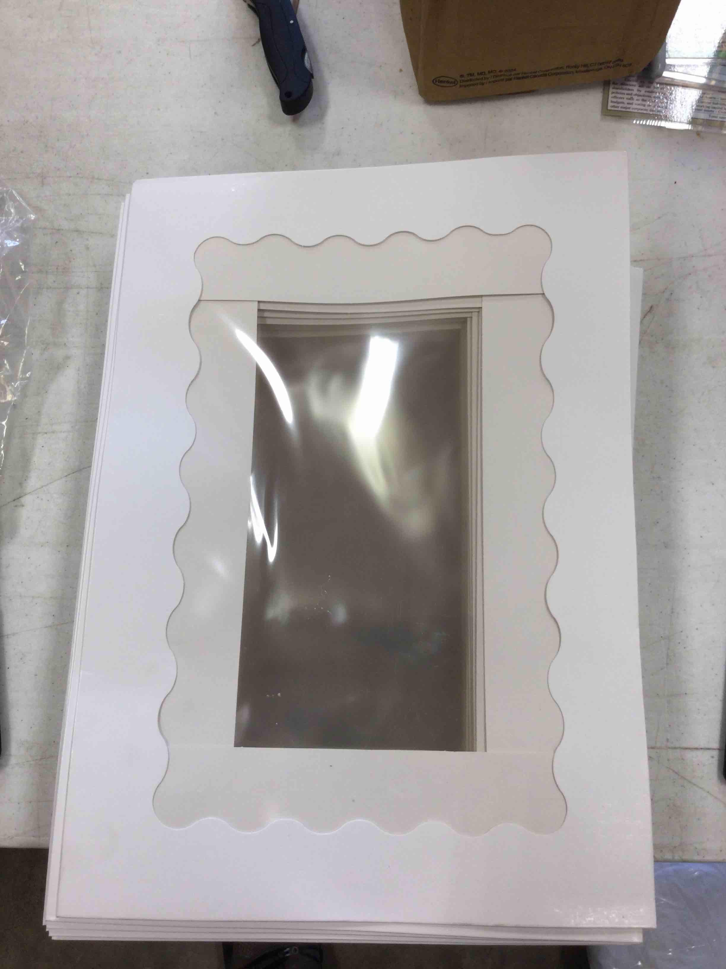 (slight damage to a few boxes see photos) Set of 40 Decorative White Cardboard Boxes