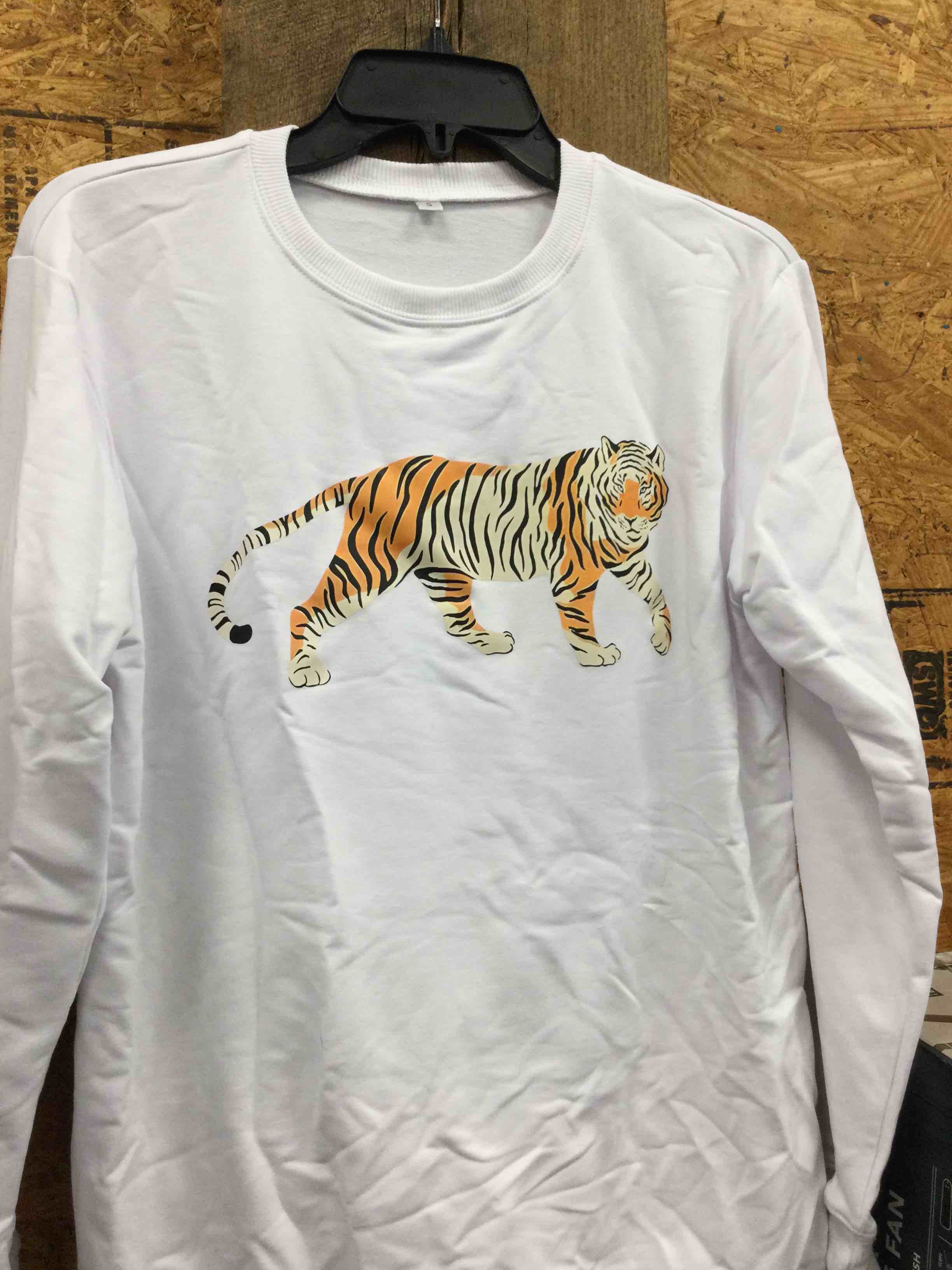 https://s3.amazonaws.com/lotting-images-prod/johnsoncity/ORG3934567_1756501333678.jpeg