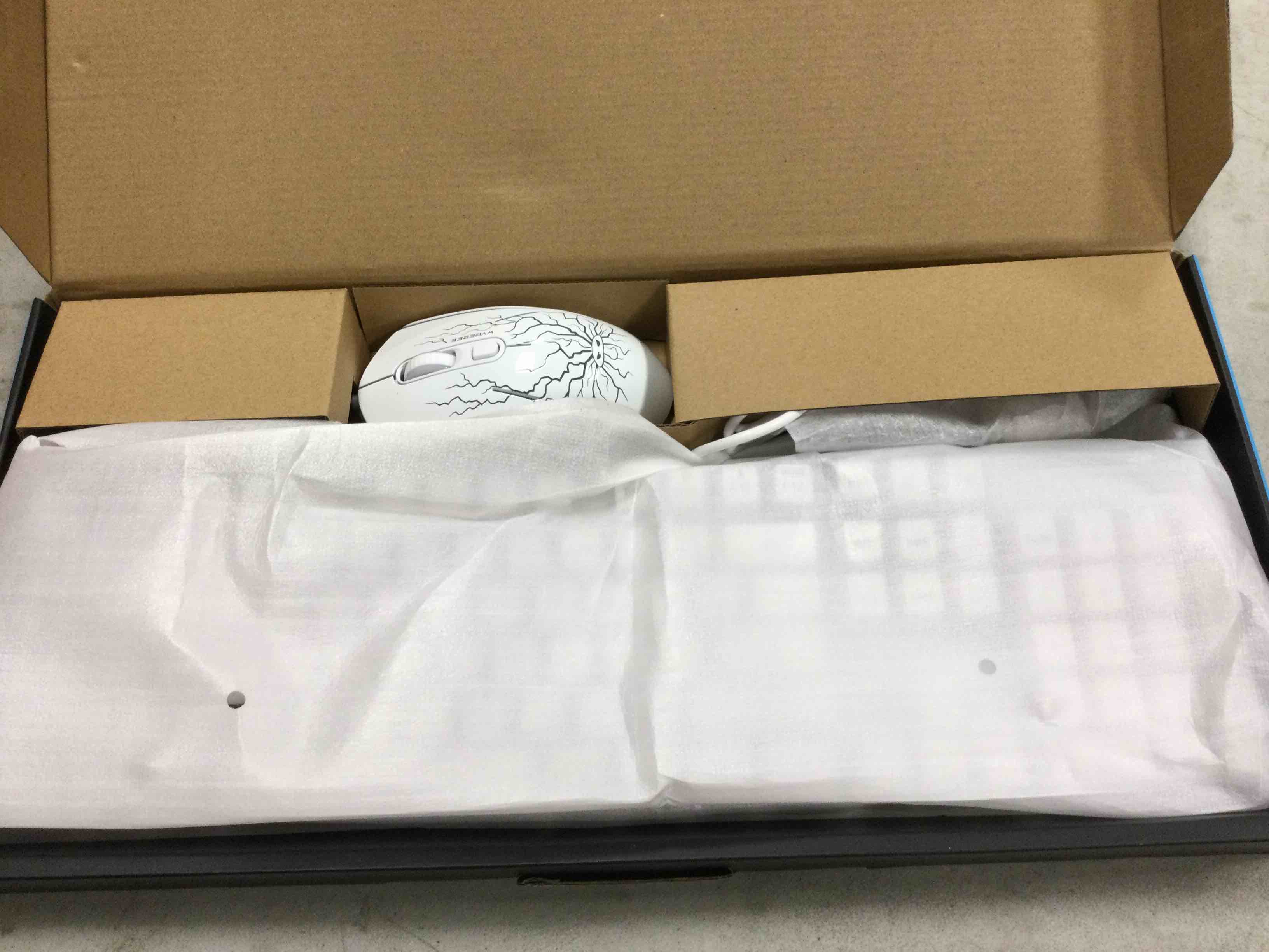 https://s3.amazonaws.com/lotting-images-prod/johnsoncity/ORG3937500_1745590664531.jpeg