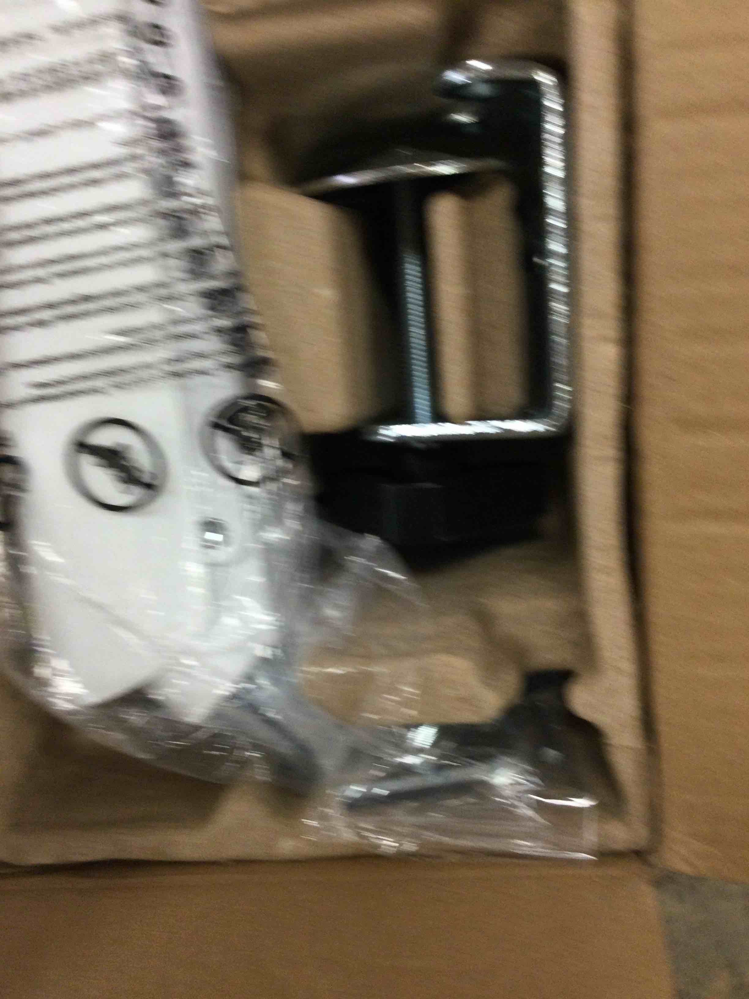 https://s3.amazonaws.com/lotting-images-prod/johnsoncity/PNK3574030_1753298064052.jpeg