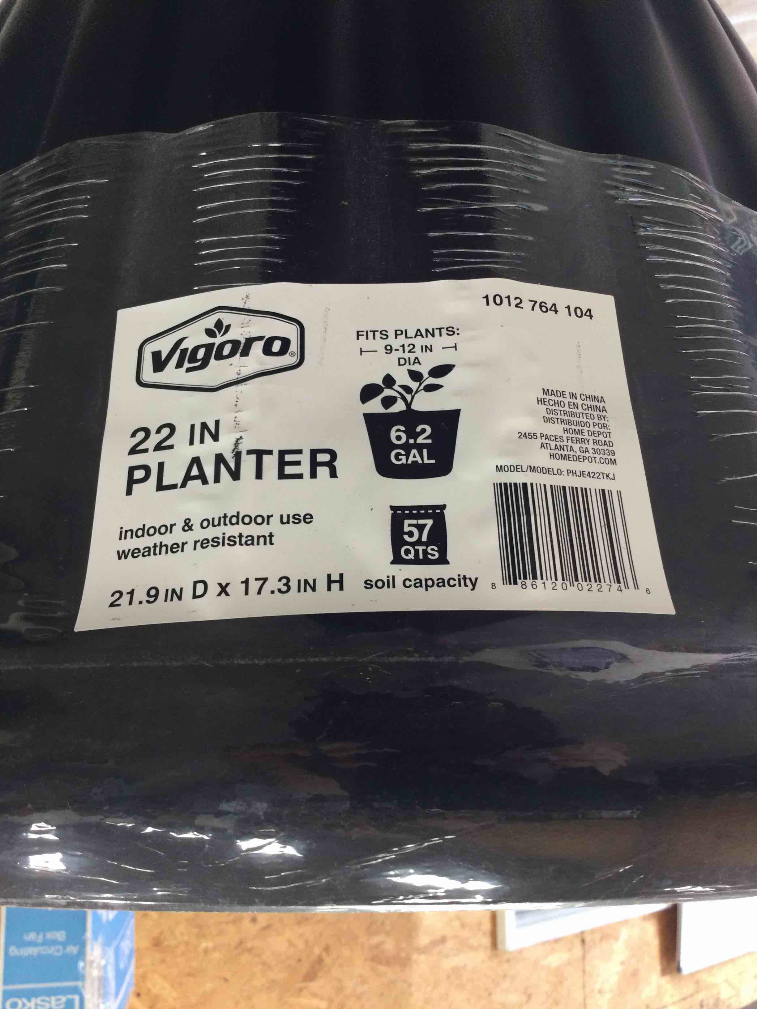 Vigoro Beck 22 in. Dia x 17.2 in. H Black Resin Indoor/Outdoor Decorative Pot with Drainage Holes