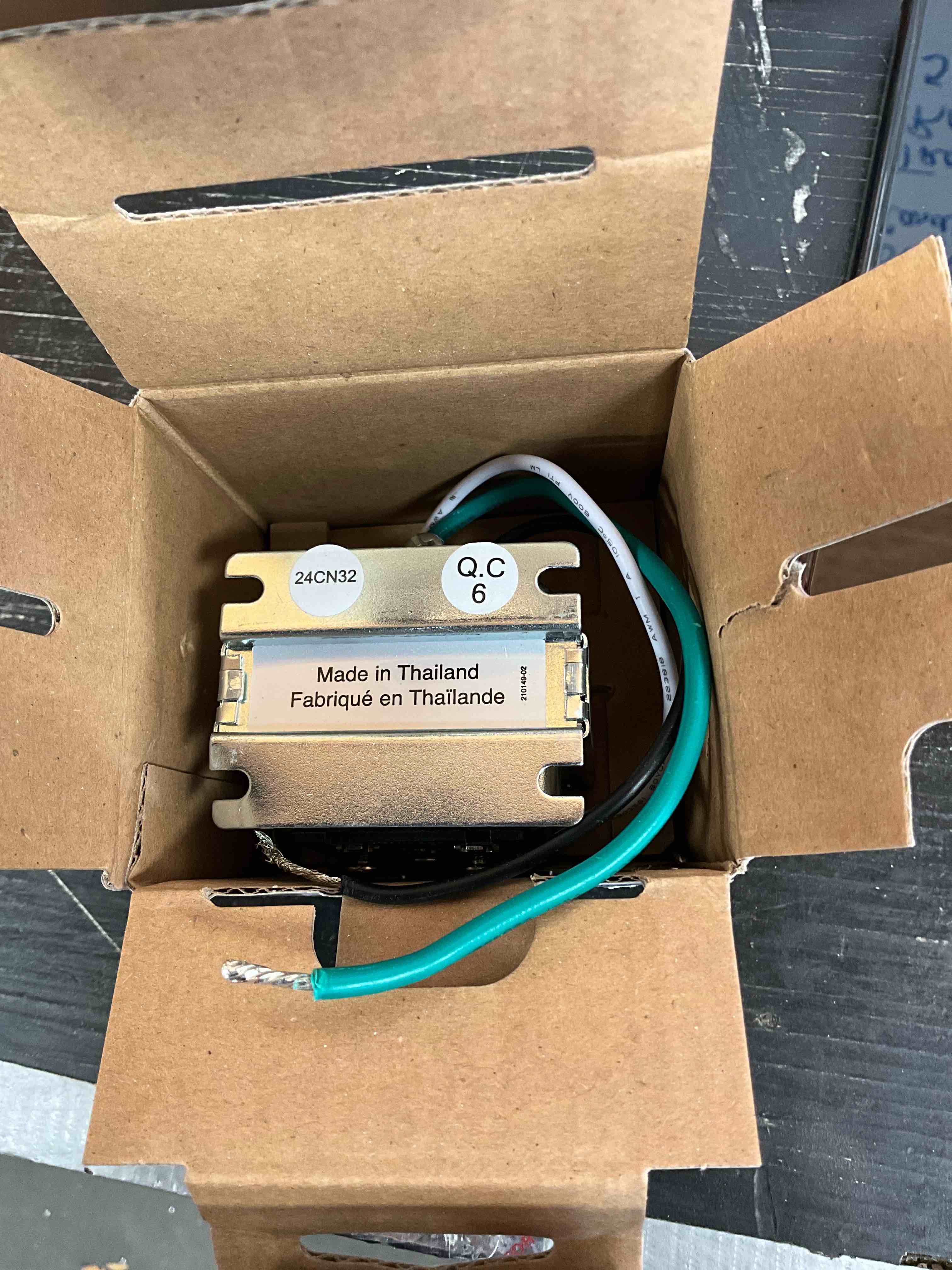 https://s3.amazonaws.com/lotting-images-prod/johnsoncity/PNK3574374_1760625140333.jpeg