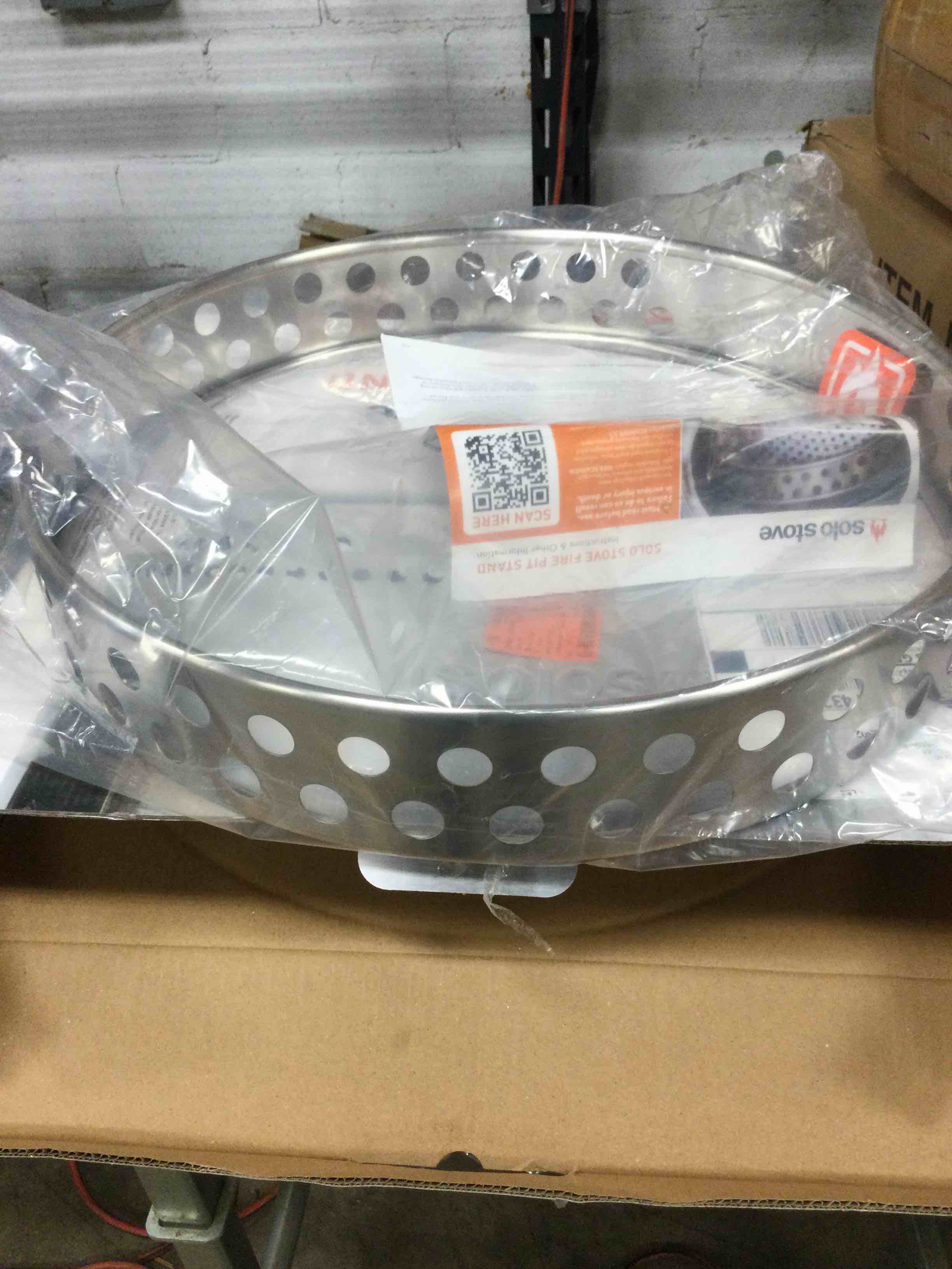 Solo Stove Bonfire Stand - Durable 304 Stainless Steel, Heat-Resistant, Portable Elevated Fire Pit Accessory for Safe Use on Decks and Camping - Ideal for Smokeless Fire Pits and Outdoor Fireplaces