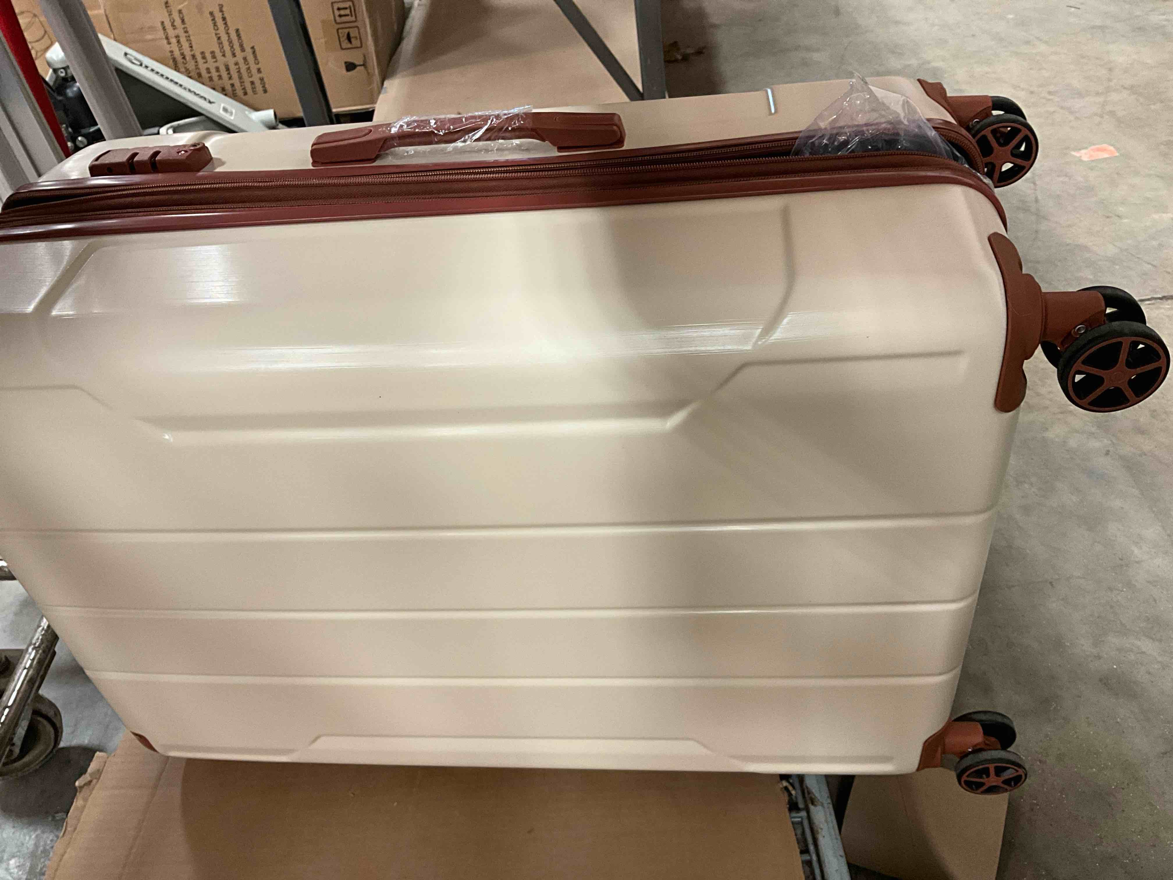 Condition photo showing New/Like New for Expandable Luggage Set 3 Piece with ABS Hard Shell,Carry on Luggage with TSA Lock,Lightweight Luggage with 360 Spinner Wheels and Telescopic Handle,Solid and Long-Last,Easy Carrying (Brown+white)