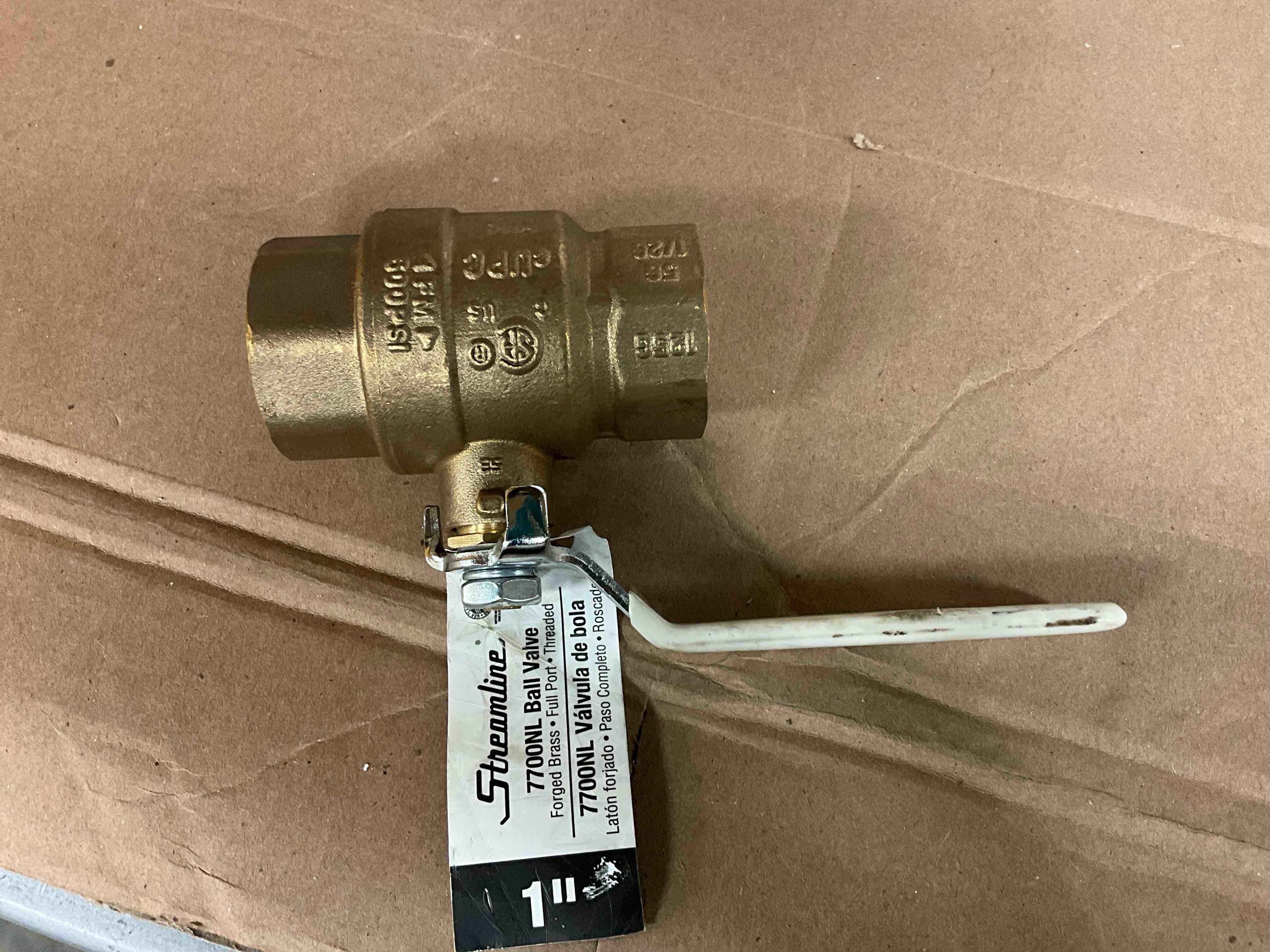 Condition photo showing New/Like New for 1 in. brass fpt full port packing gland ball valve