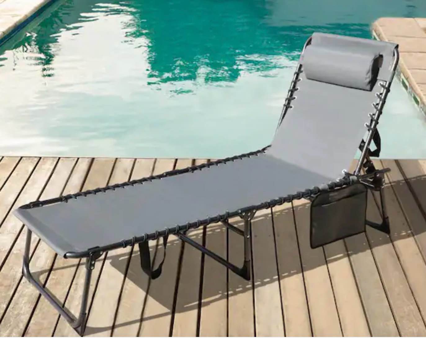 Outdoor Folding Chaise Lounge Chair Fully Flat for Beach with Pillow and Side Pocket, Dark Gray