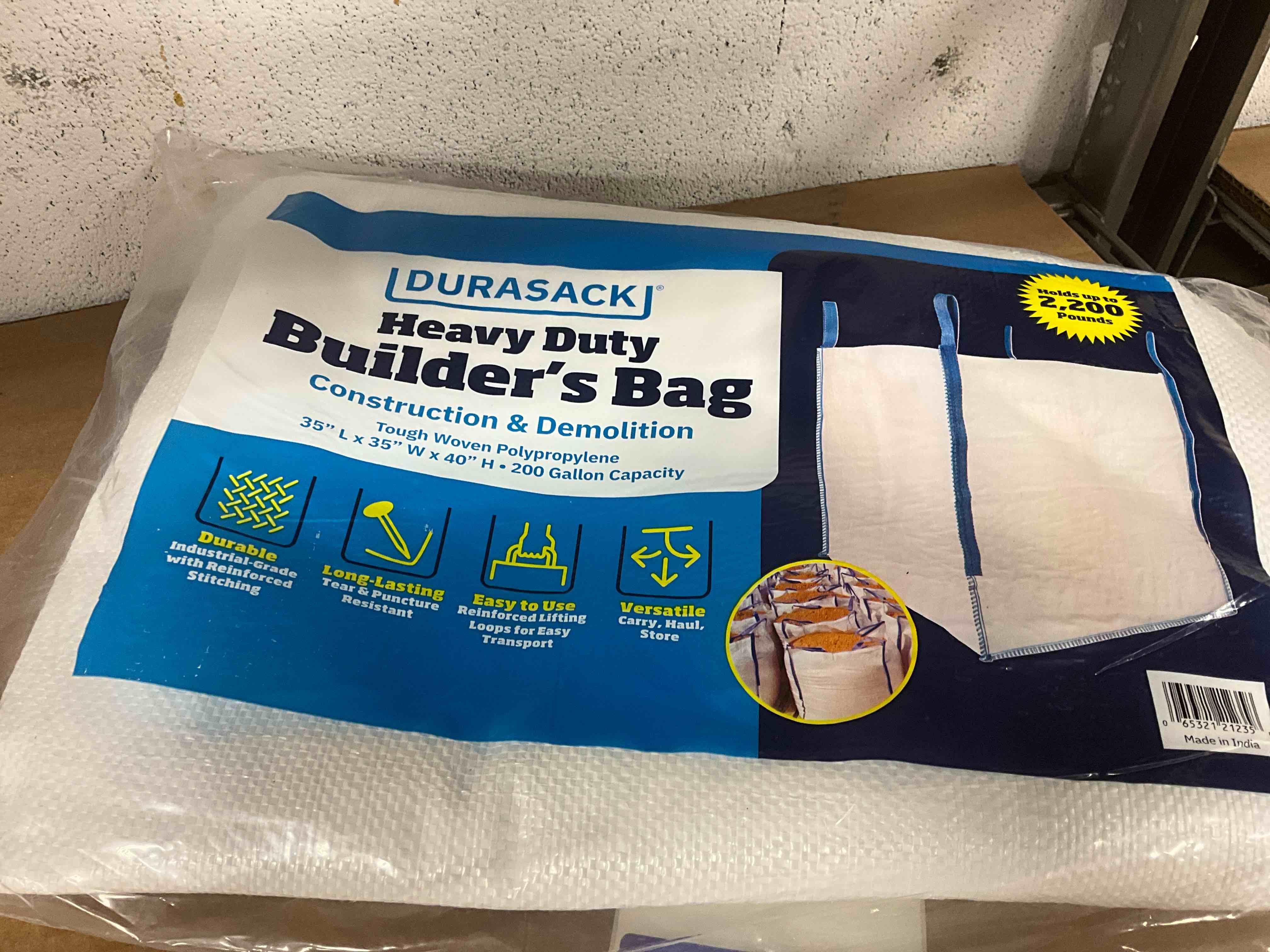 Condition photo showing New/Like New for durasack heavy duty builder's bulk bags 200-gallon white woven polypropylene contractor trash bags for demo and construction, holds up to 2200 lbs, open top
