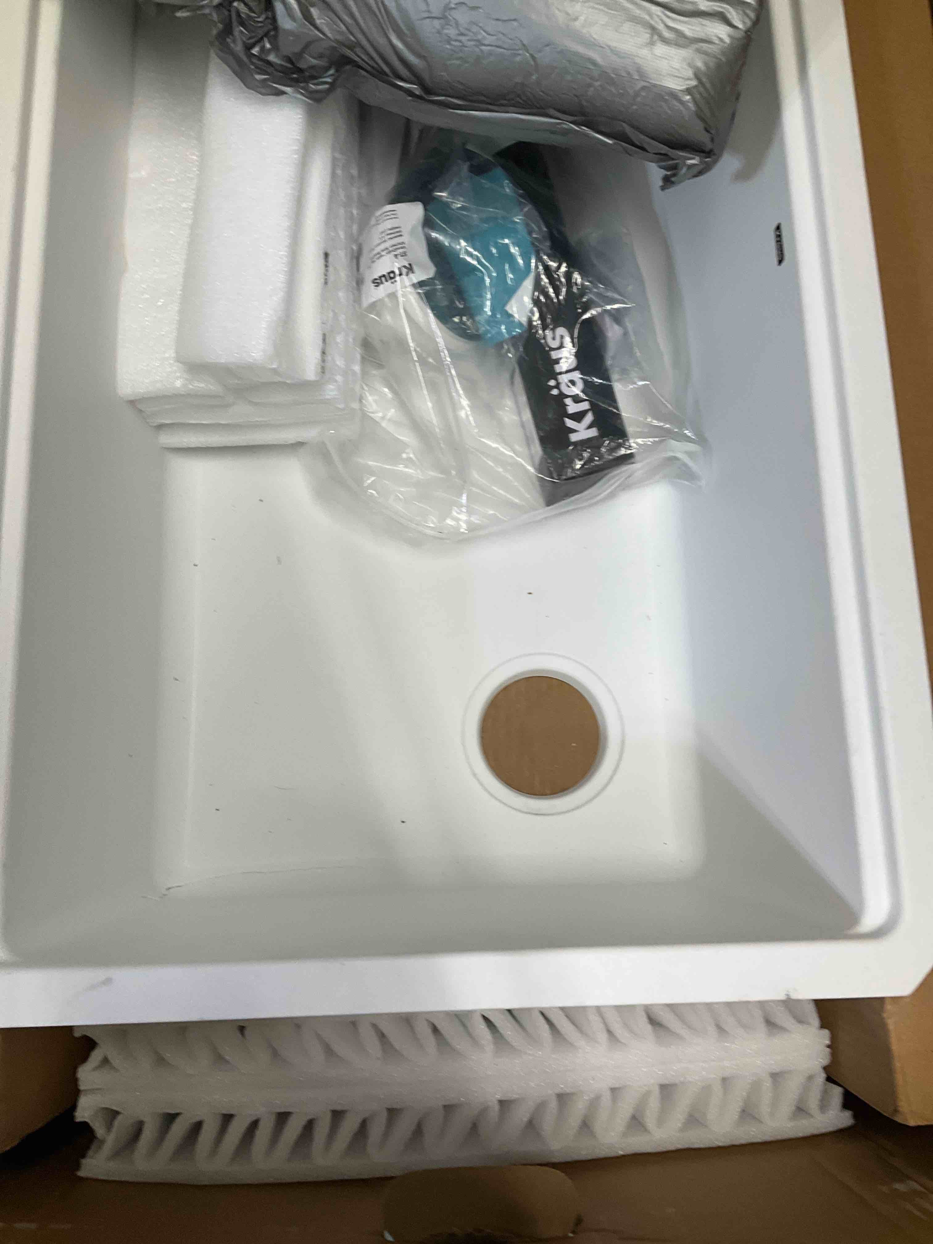 https://s3.amazonaws.com/lotting-images-prod/johnsoncity/RED1785157_1686600360885.jpeg
