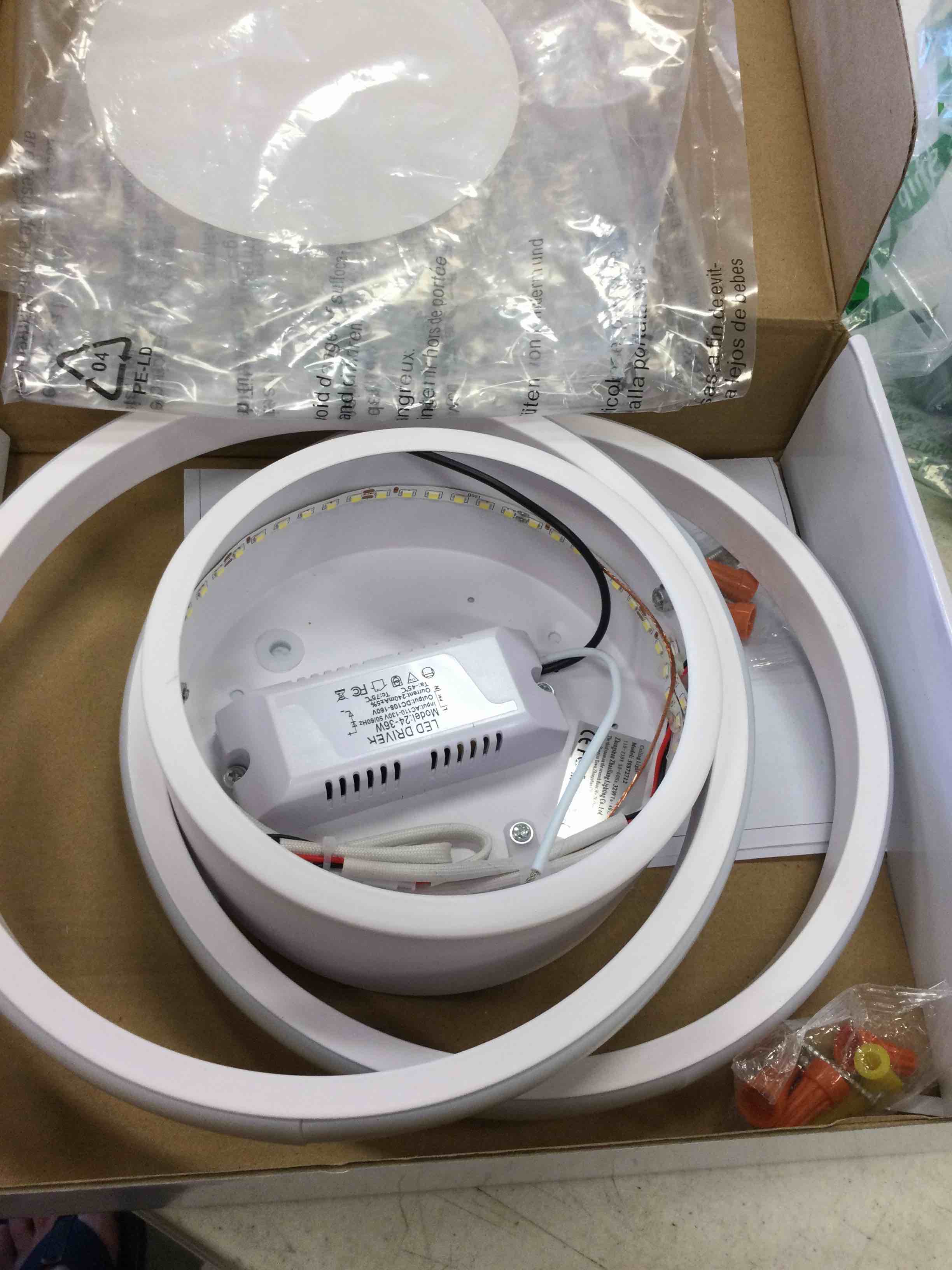 https://s3.amazonaws.com/lotting-images-prod/johnsoncity/RED2241107_1753372990066.jpeg