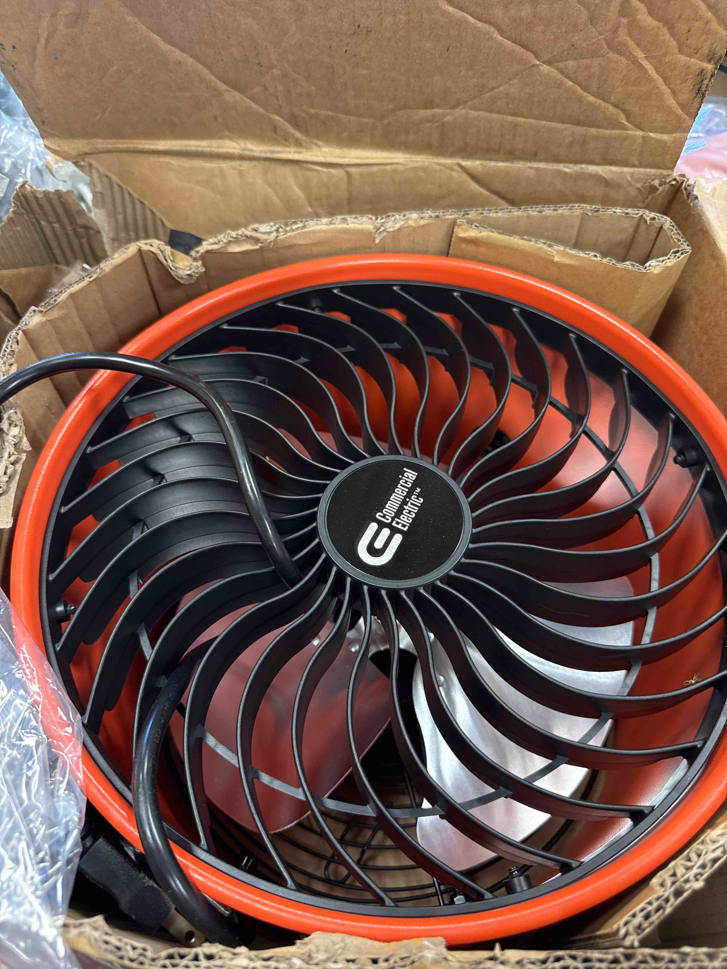 https://s3.amazonaws.com/lotting-images-prod/johnsoncity/RED2241123_1753884646527.jpeg