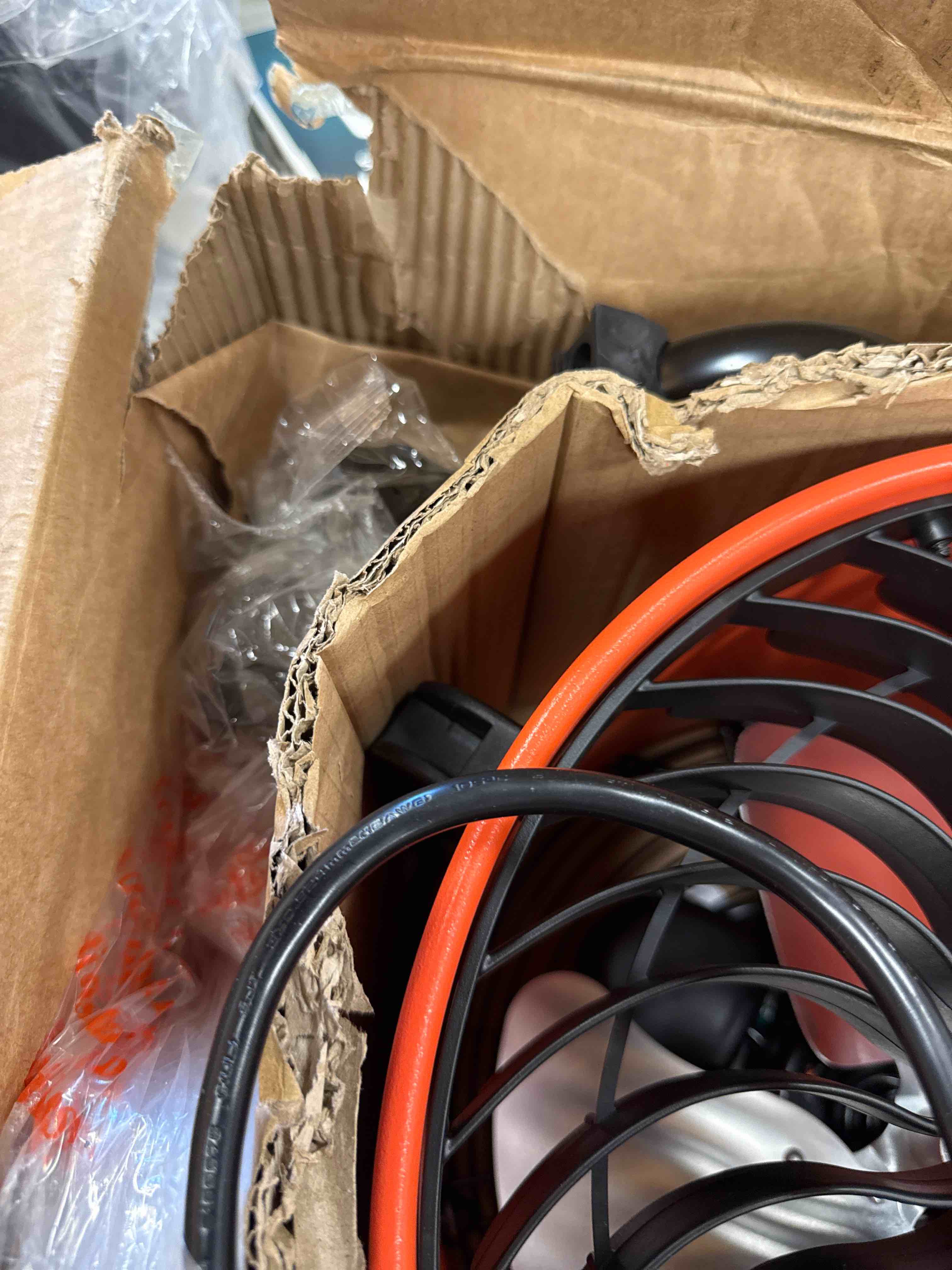 https://s3.amazonaws.com/lotting-images-prod/johnsoncity/RED2241123_1753884648649.jpeg