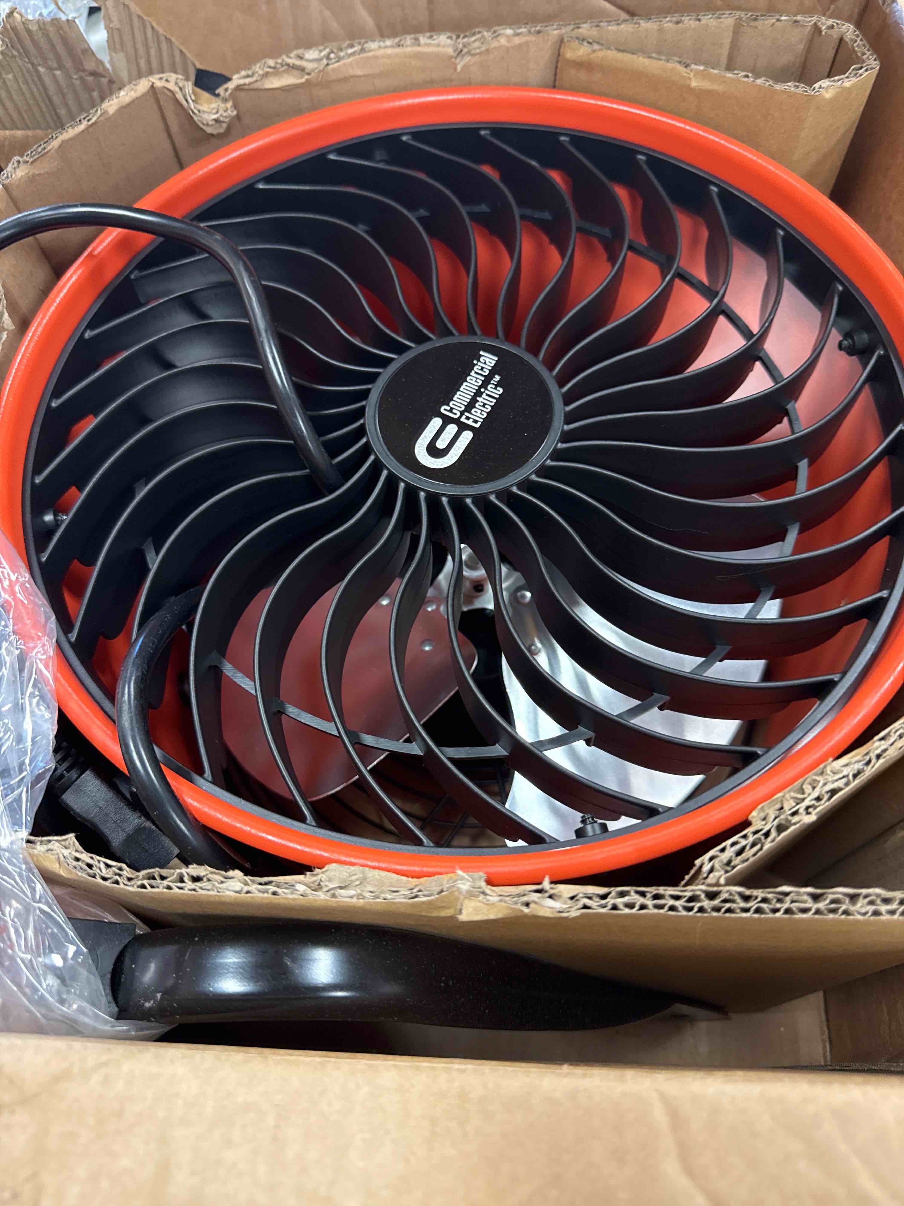 https://s3.amazonaws.com/lotting-images-prod/johnsoncity/RED2241123_1753884651351.jpeg