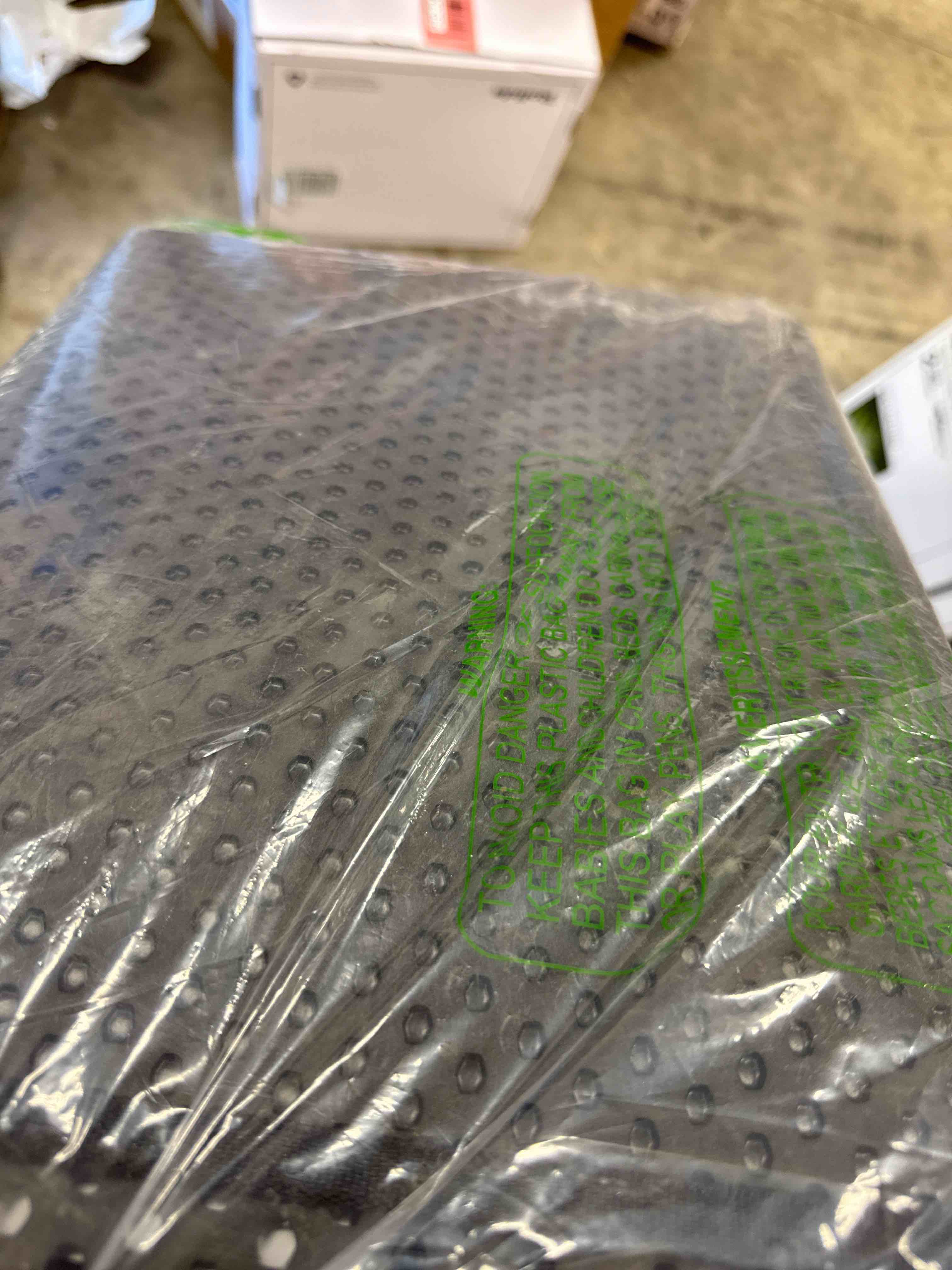 https://s3.amazonaws.com/lotting-images-prod/johnsoncity/RED2241138_1753888285680.jpeg