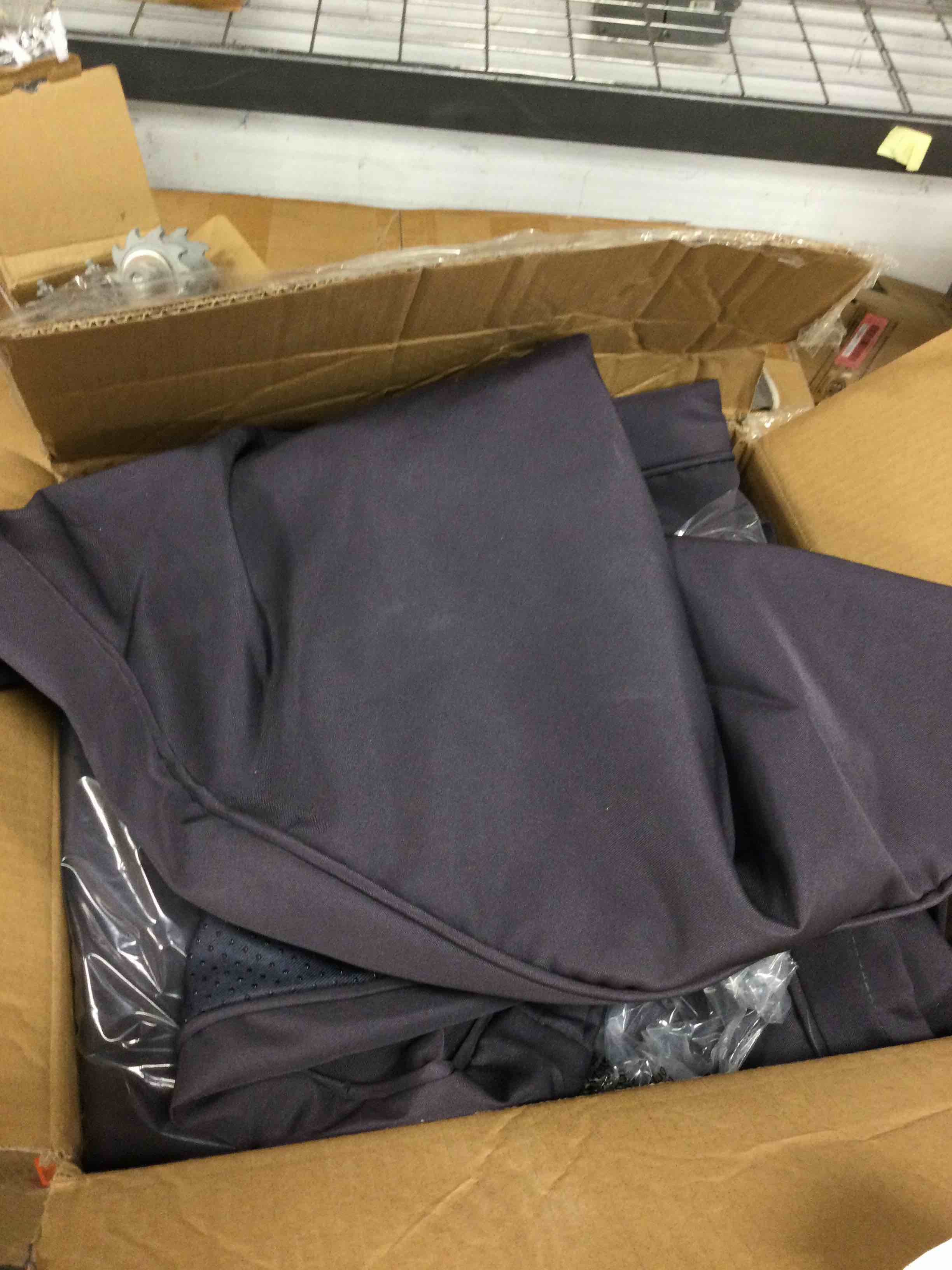 https://s3.amazonaws.com/lotting-images-prod/johnsoncity/RED2241173_1754325032821.jpeg