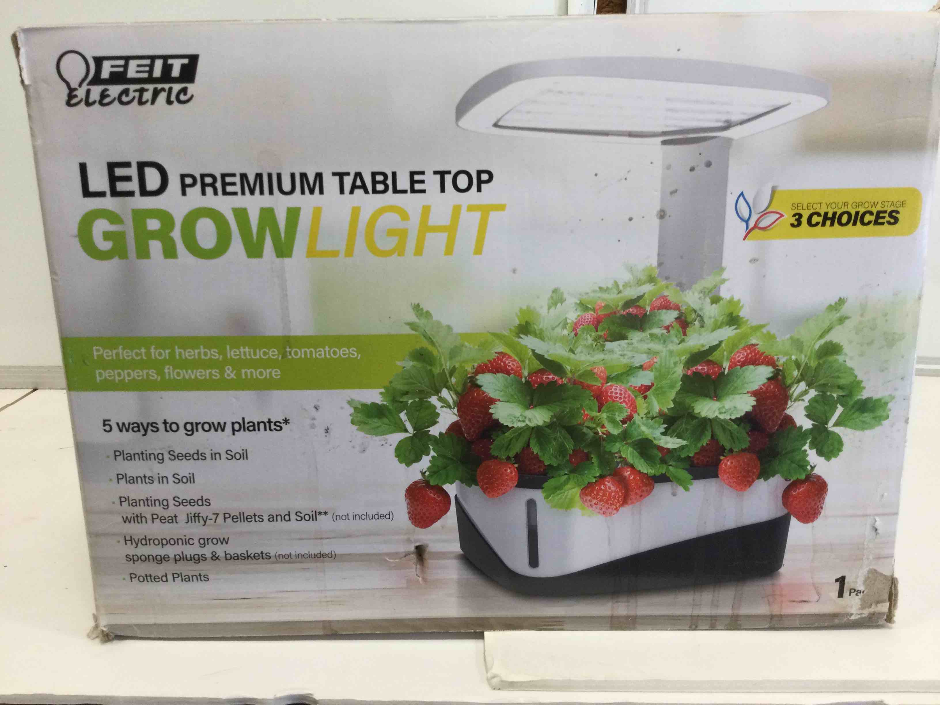 Feit Electric 3009483 37 watt Grow Light & Stand
