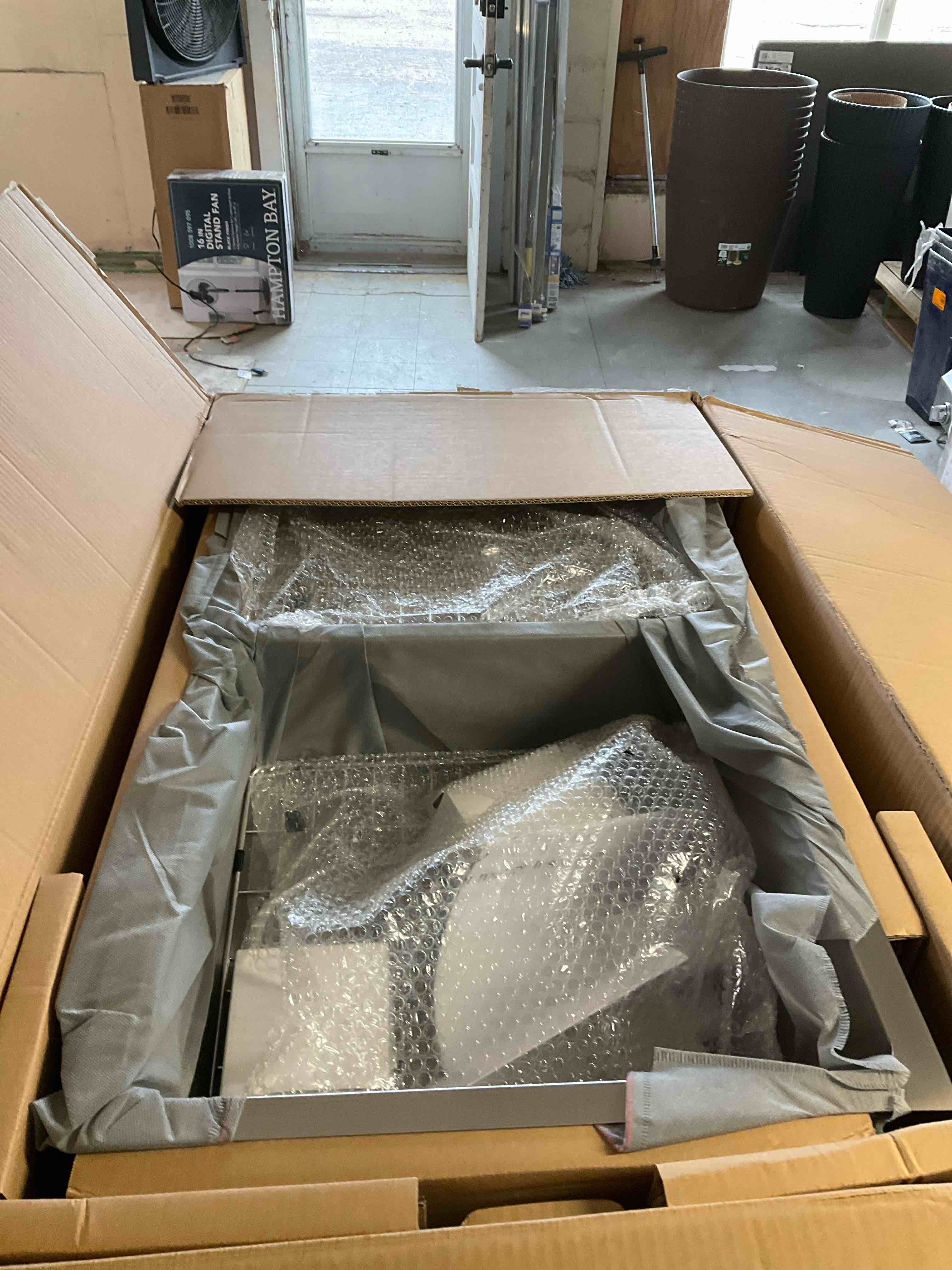 https://s3.amazonaws.com/lotting-images-prod/johnsoncity/RED3391985_1745008285760.jpeg