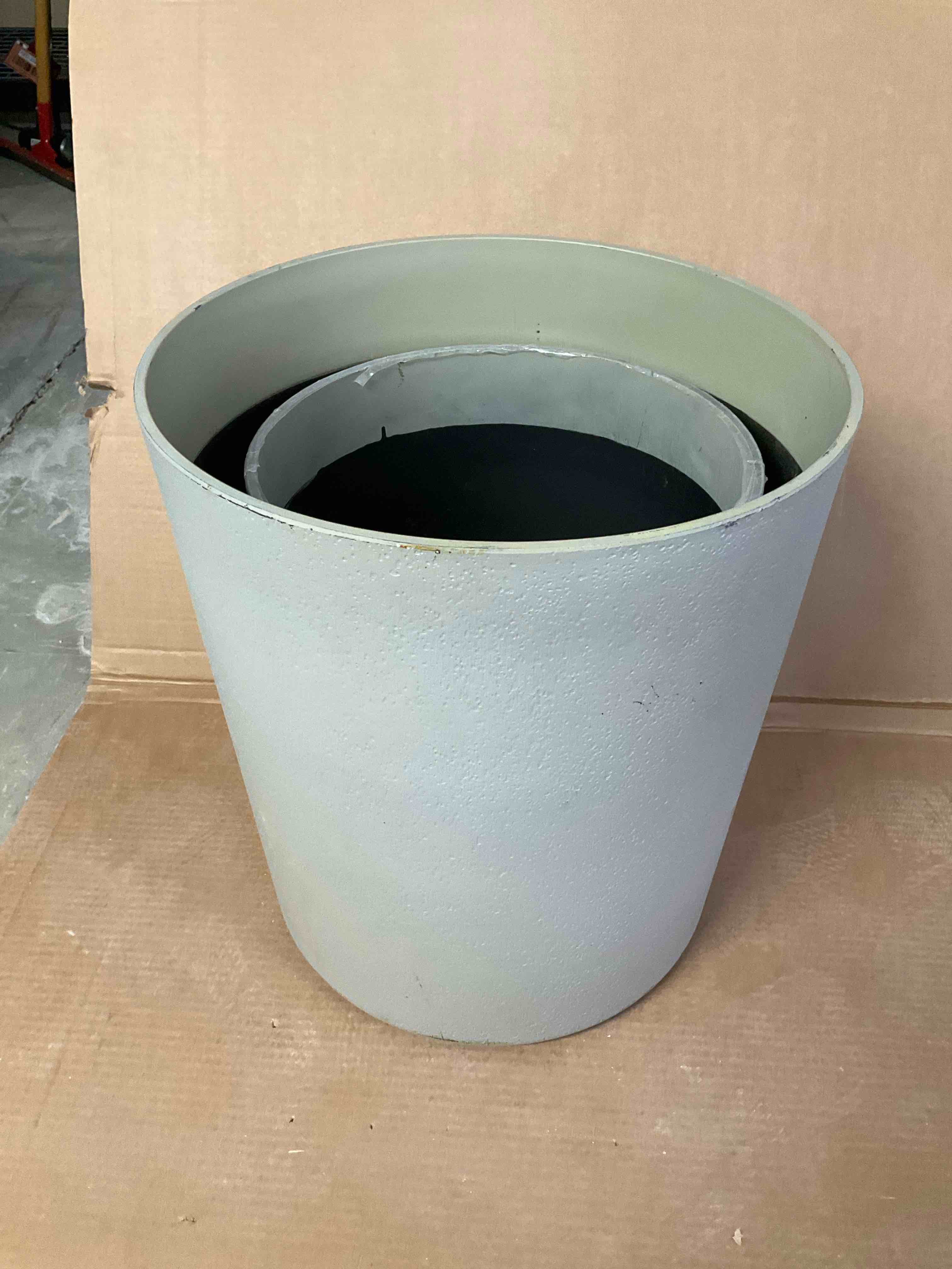 13 in. D x 15 in. H and 16 in. D x 18.3 in. H Harbor Gray Resin Planter - Nested Set