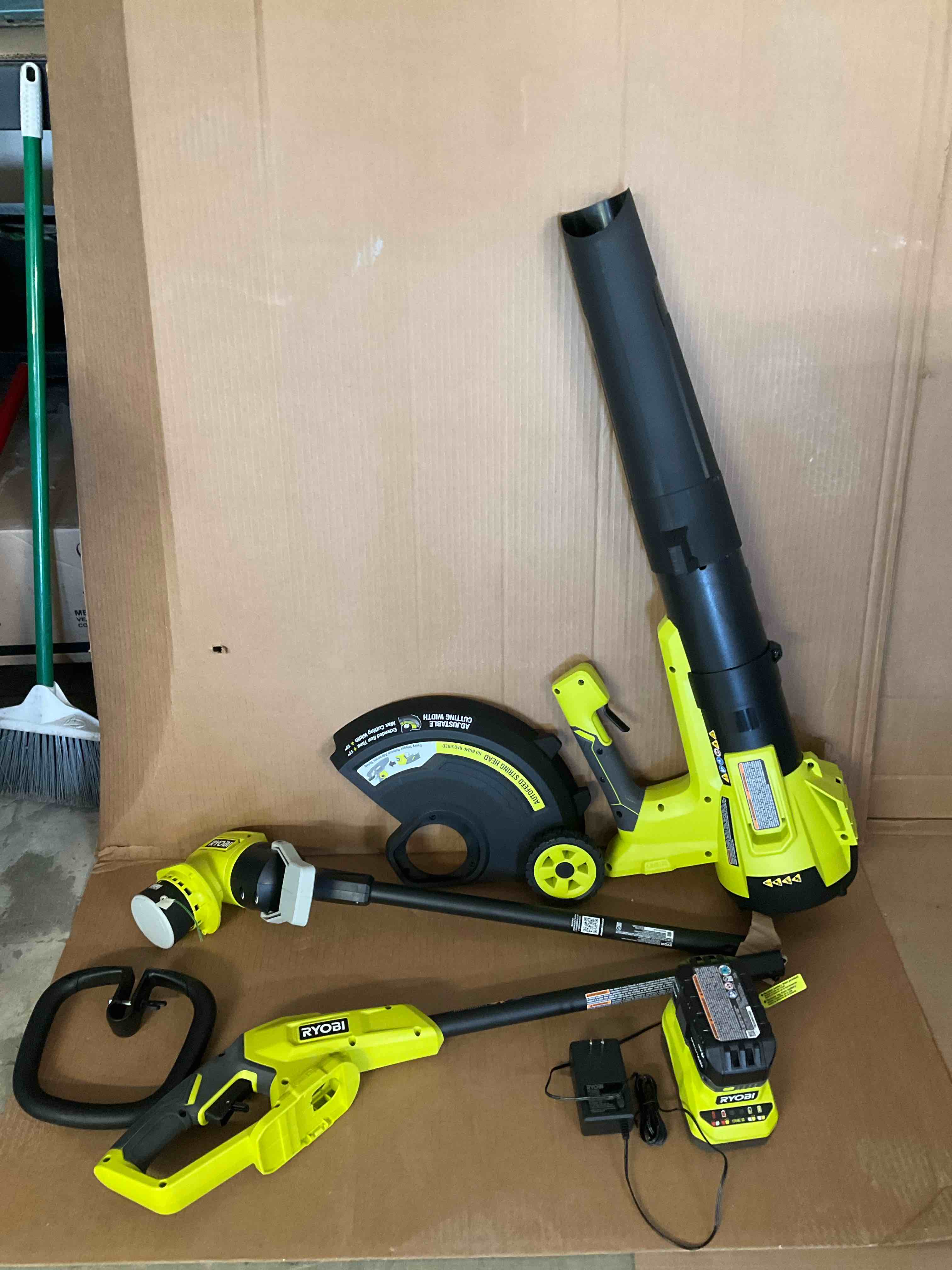 https://s3.amazonaws.com/lotting-images-prod/johnsoncity/RED3392184_1752248488462.jpeg