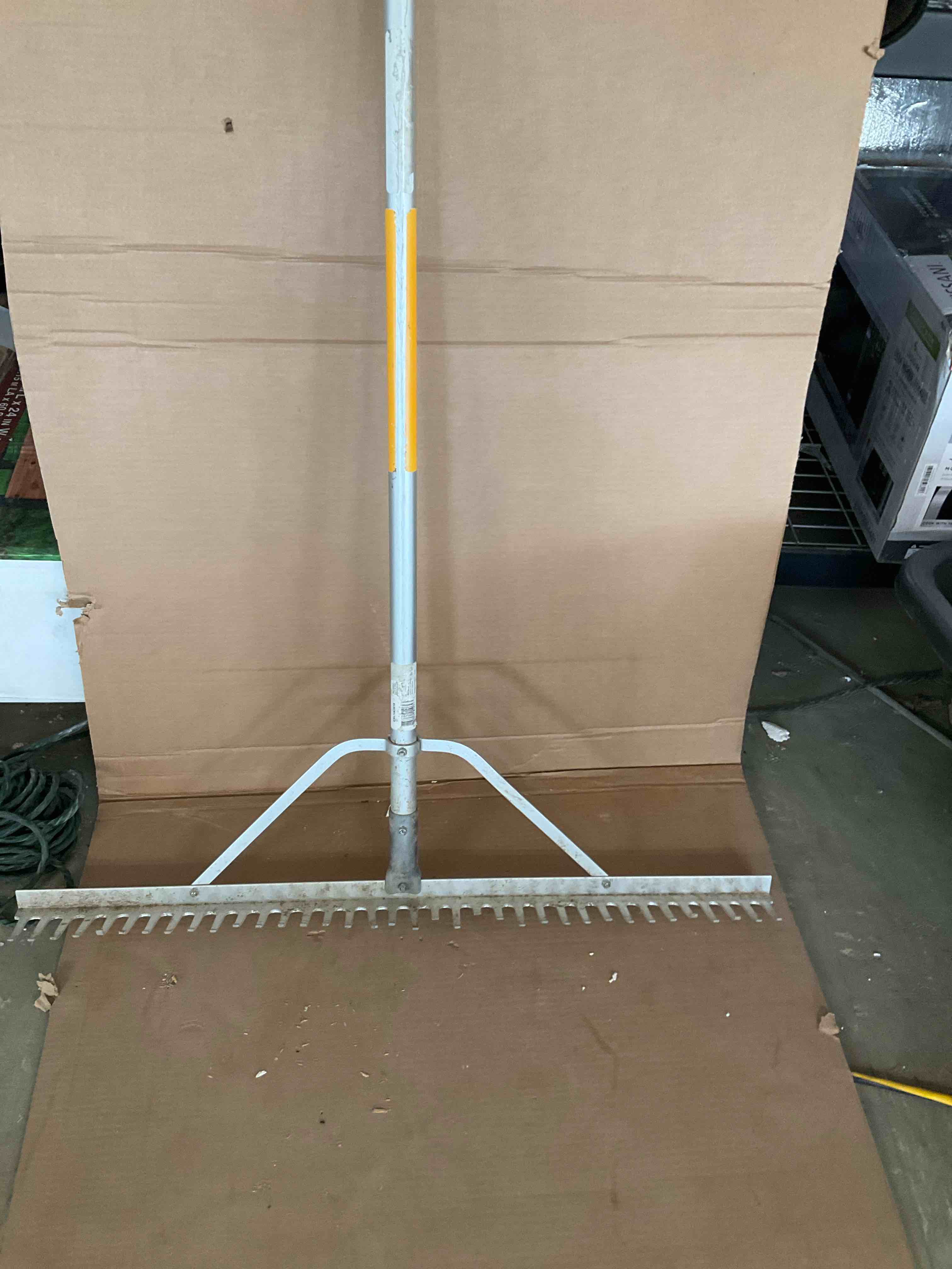 66 in. Aluminum Landscape Rake** missing 2 Tines ***