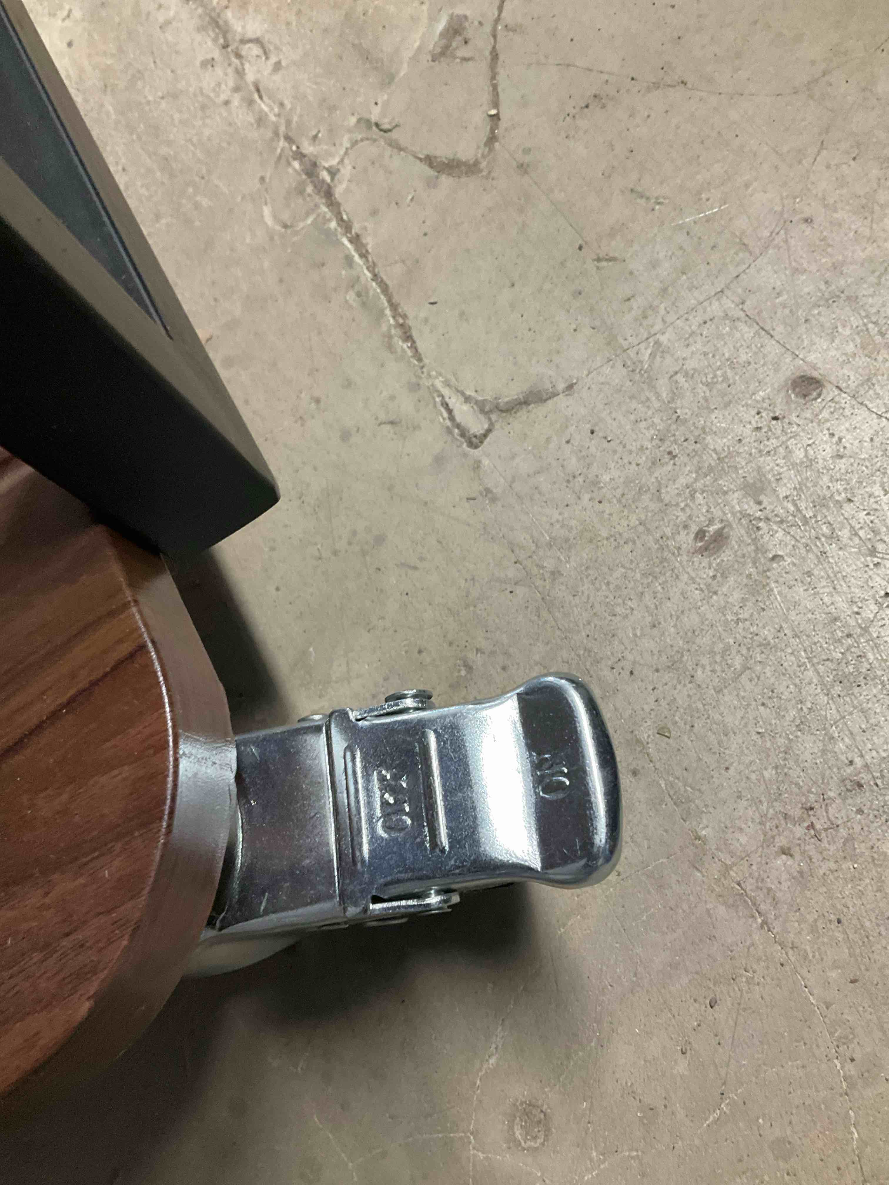 https://s3.amazonaws.com/lotting-images-prod/johnsoncity/RED3392381_1757366208723.jpeg